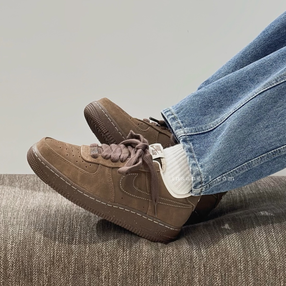 NIKE AIR FORCE 1 "CACAO WOW" AF1 摩卡棕巧克力色 外縫線 麂皮 女鞋 FQ8901-259