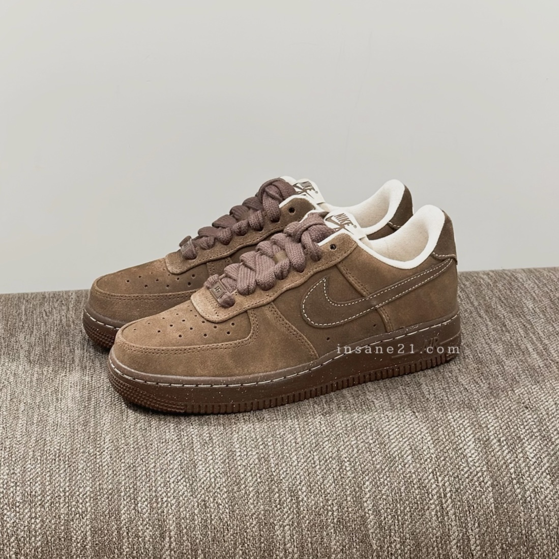 NIKE AIR FORCE 1 "CACAO WOW" AF1 摩卡棕巧克力色 外縫線 麂皮 女鞋 FQ8901-259
