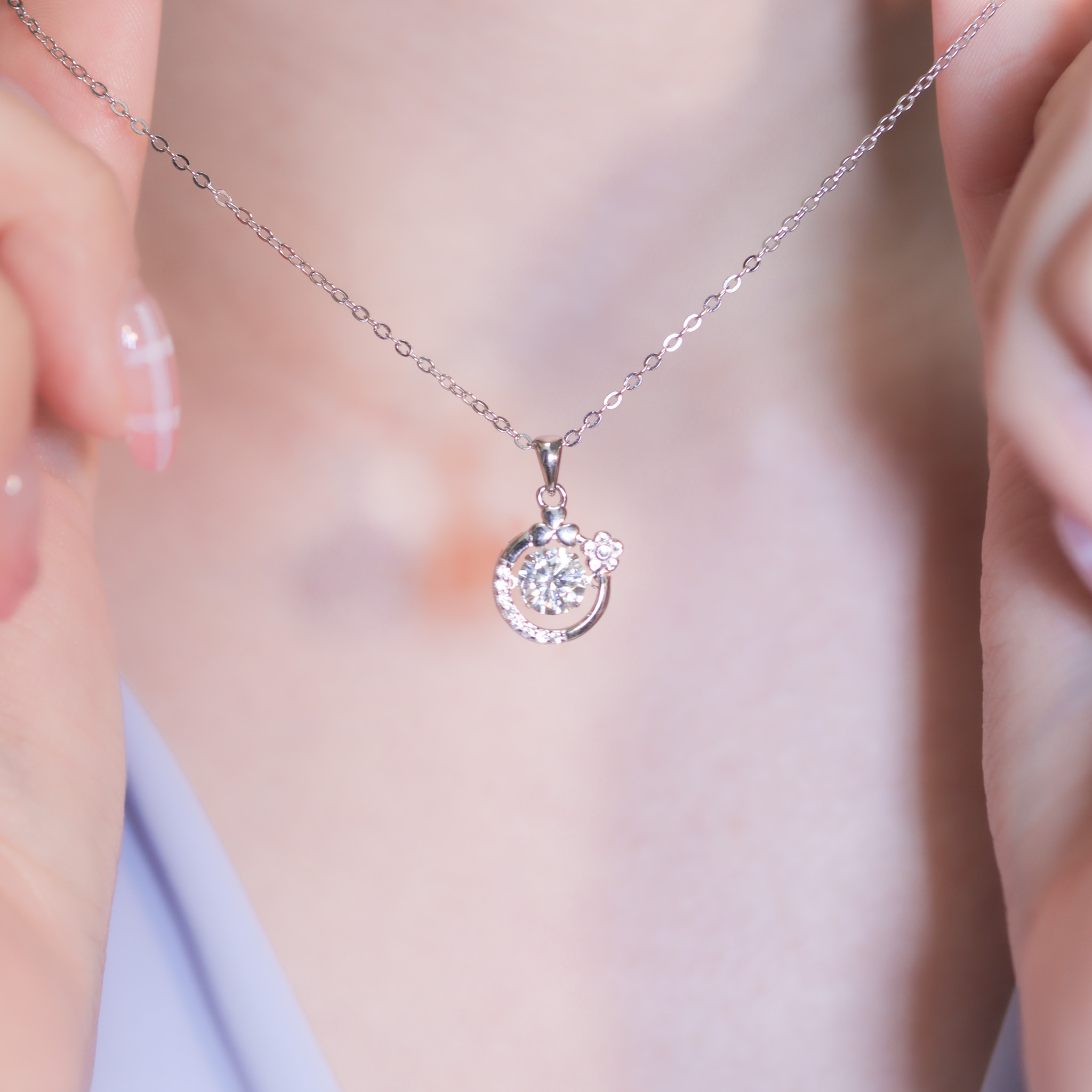 | 925純銀・厚鍍白金・莫桑石 | 懸浮幸福繚繞項鍊 | NE1327 |