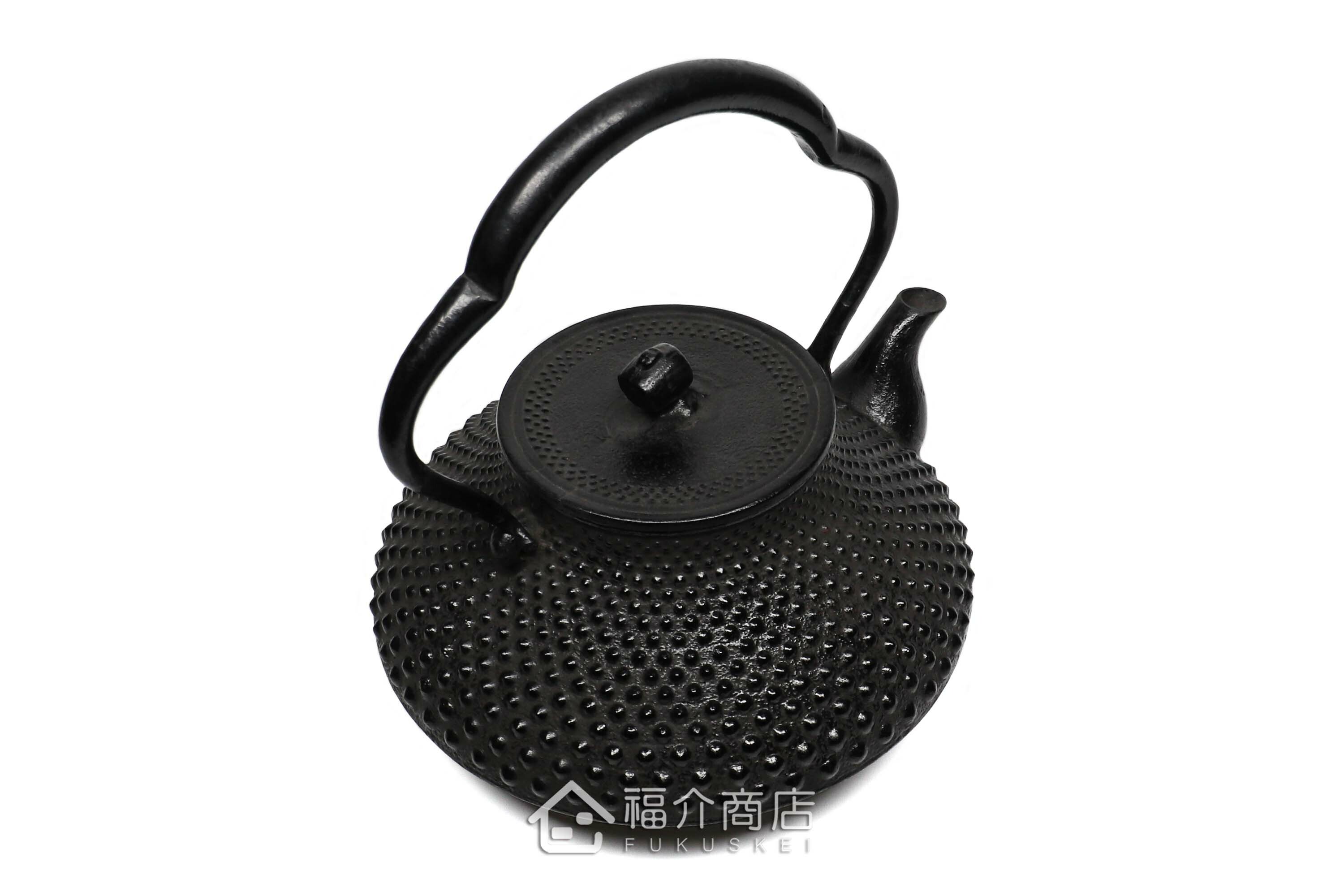 煮水泡茶用的鐵壺，壺身設計成龜甲霰圖紋