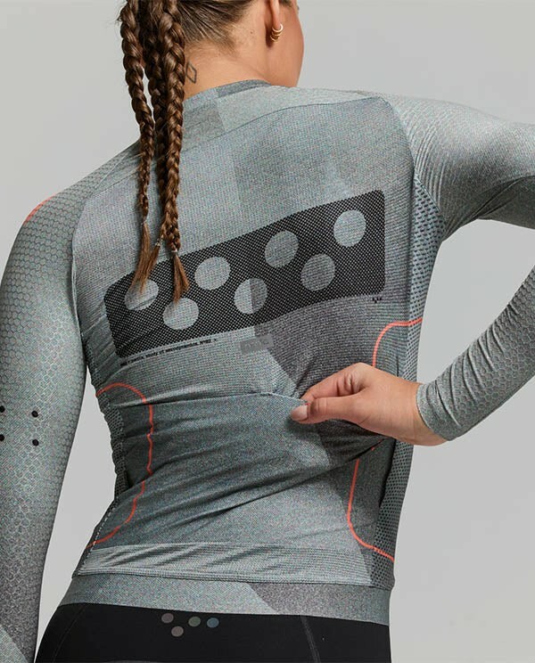 Pedla 女款薄長袖車衣Pro Pursuit LS 2.0 Jersey Motion Graphite /城市灰