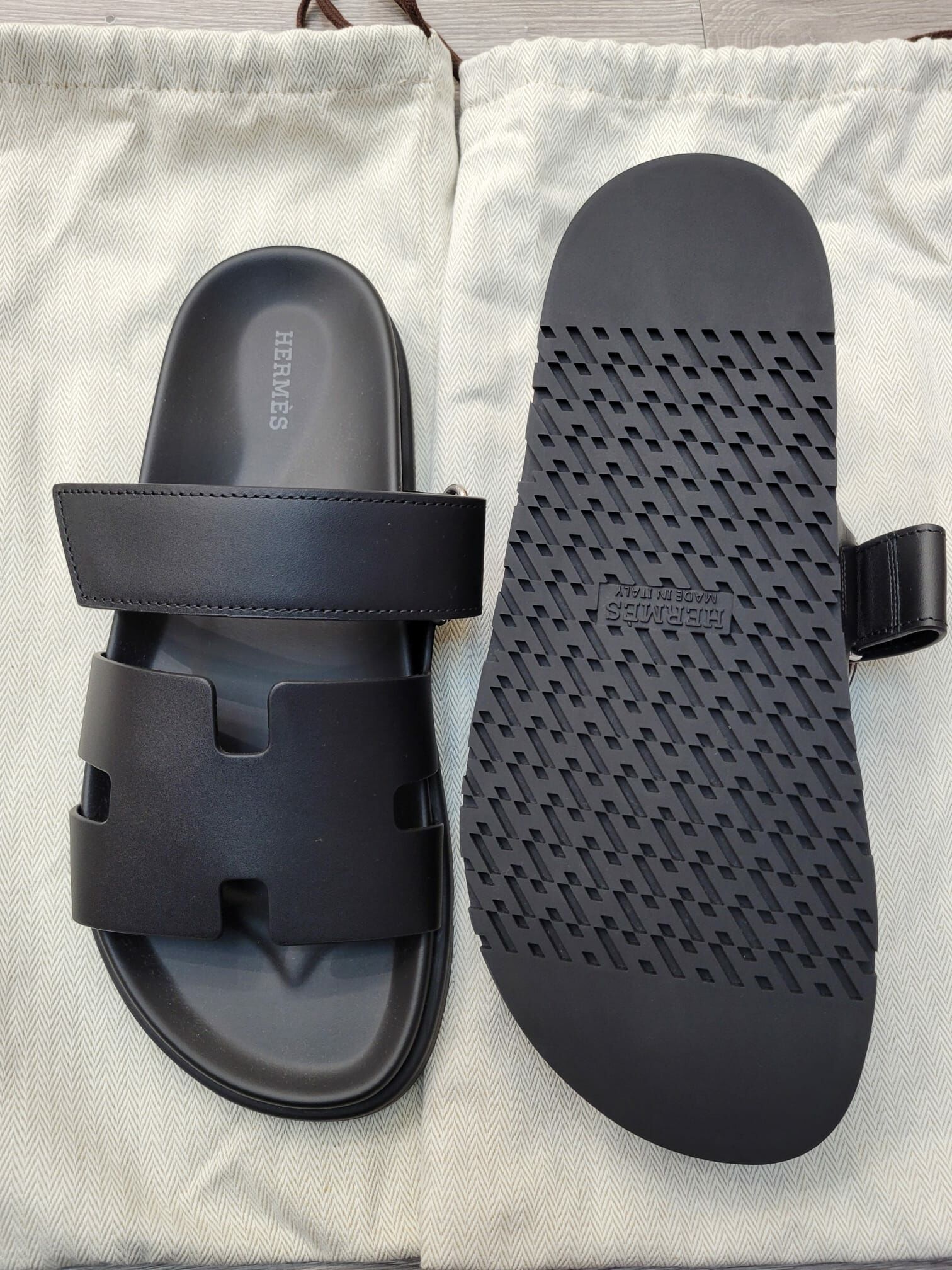 Hermes Chypre sandal NOIR 黑色 (men) 男裝 二舅拖鞋 黑色