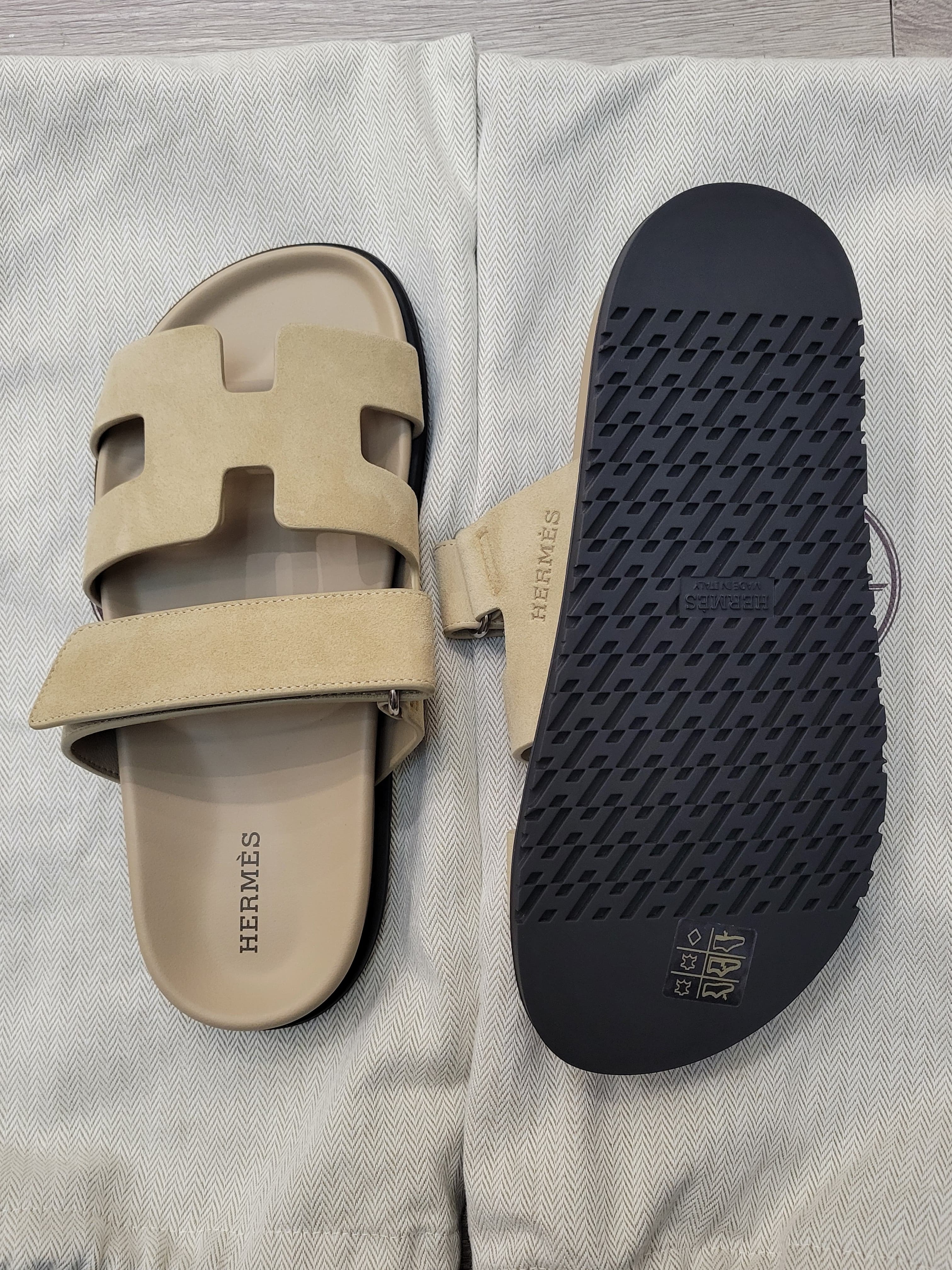 HERMES CHYPRE SHOES beige lin 亞麻米色