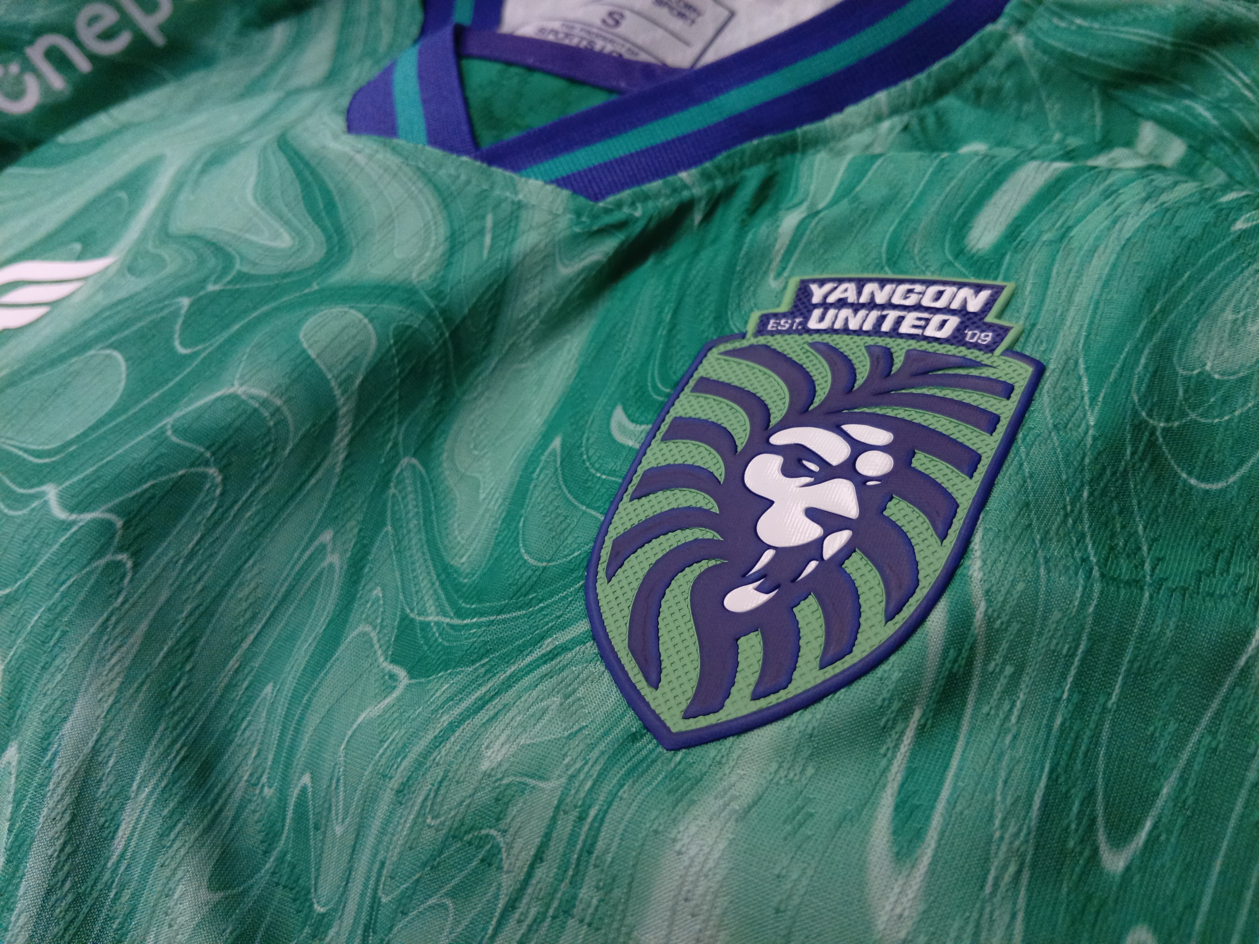 24-25仰光聯主場球衣