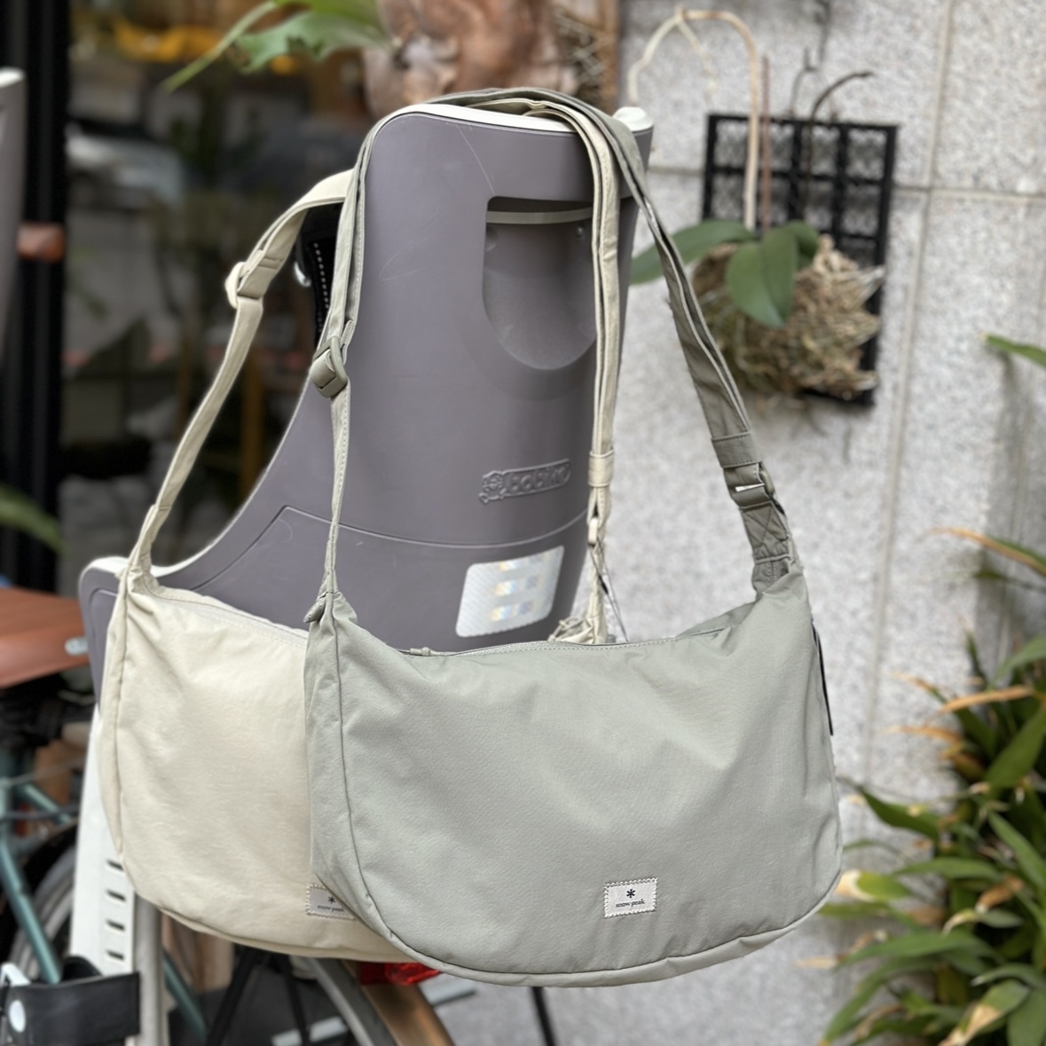 現貨】snow peak Softwill Hobo Bag 半月肩背包半月包S25ZWFCB24