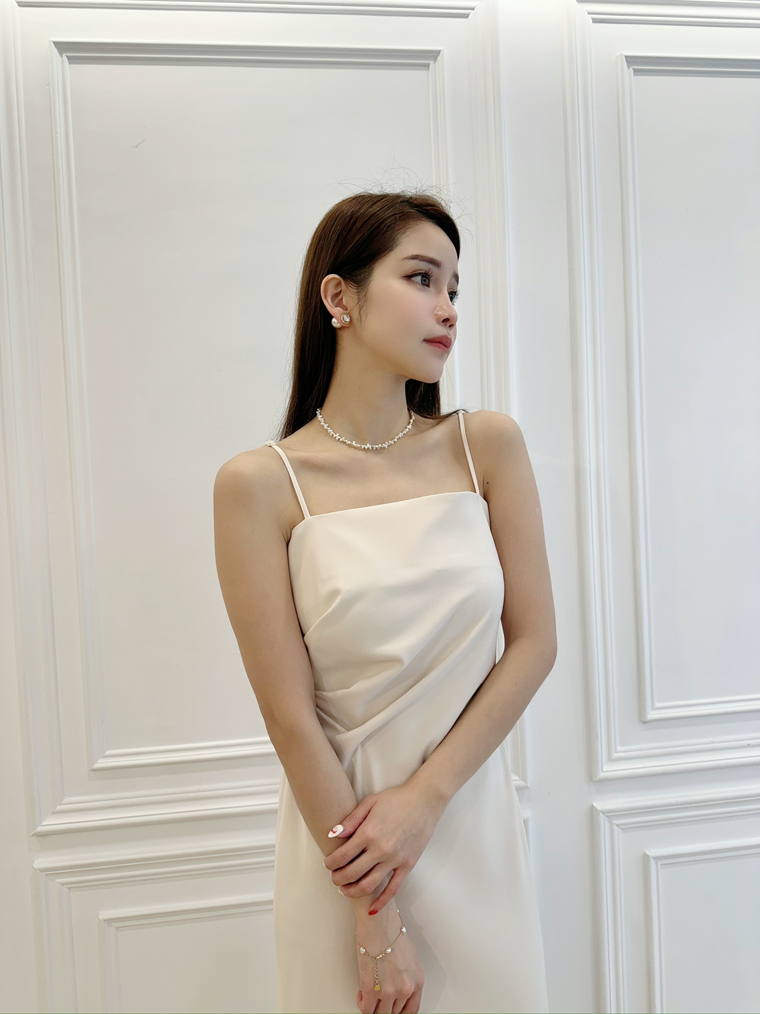 女神款!細肩帶側抓皺長洋