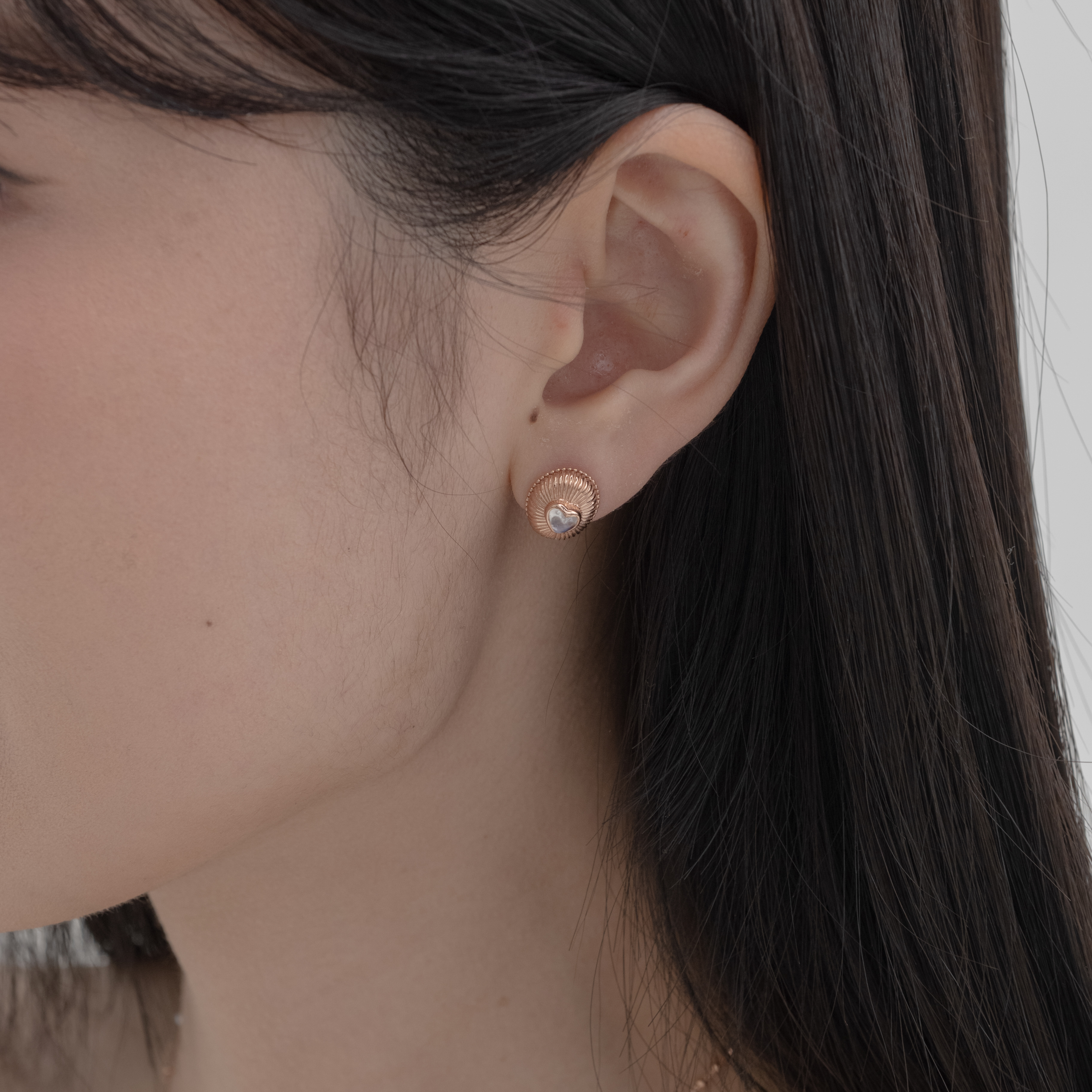 Vintage heart月光石耳環