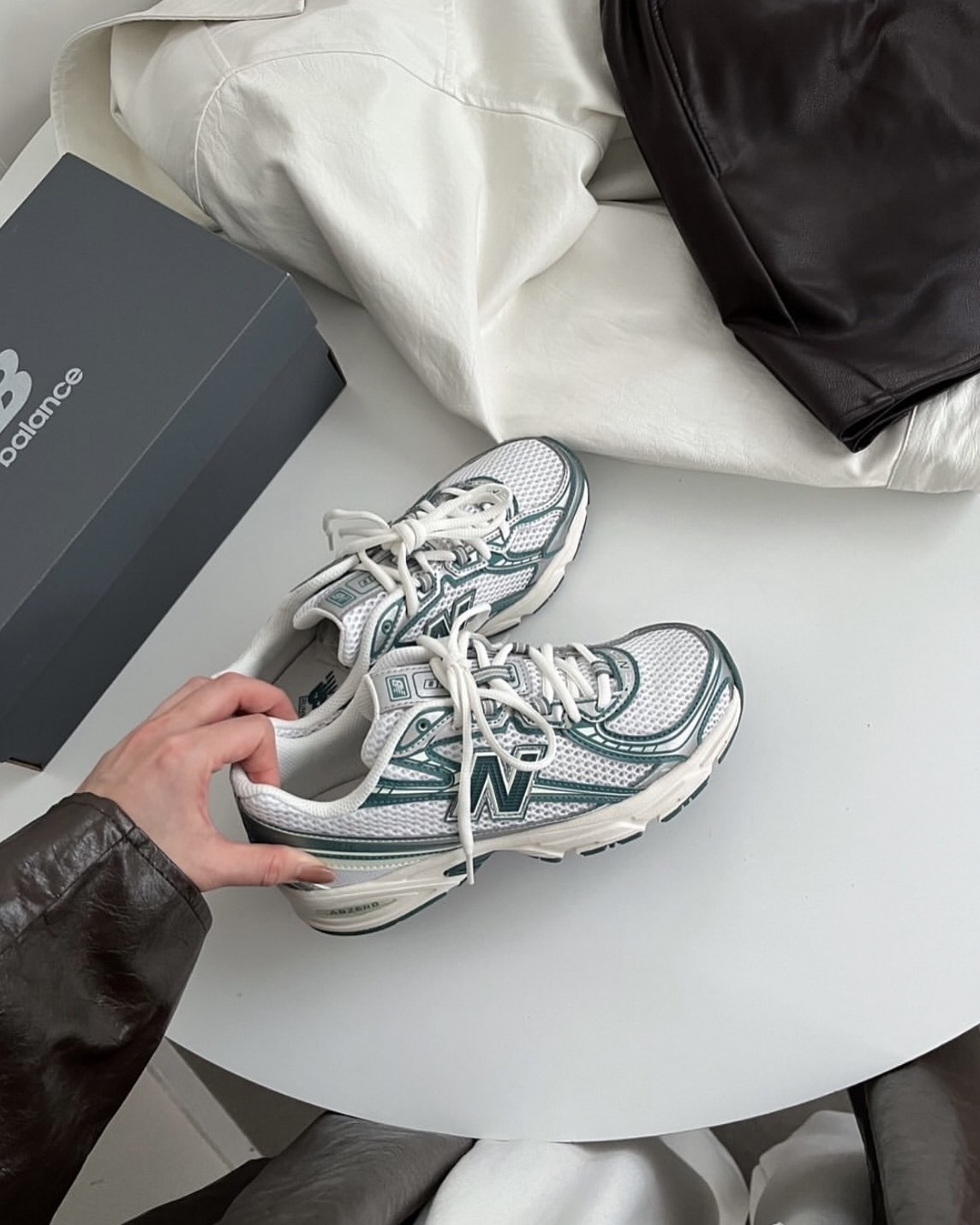 <金針菇同款🌟> NEW BALANCE 740 森林綠