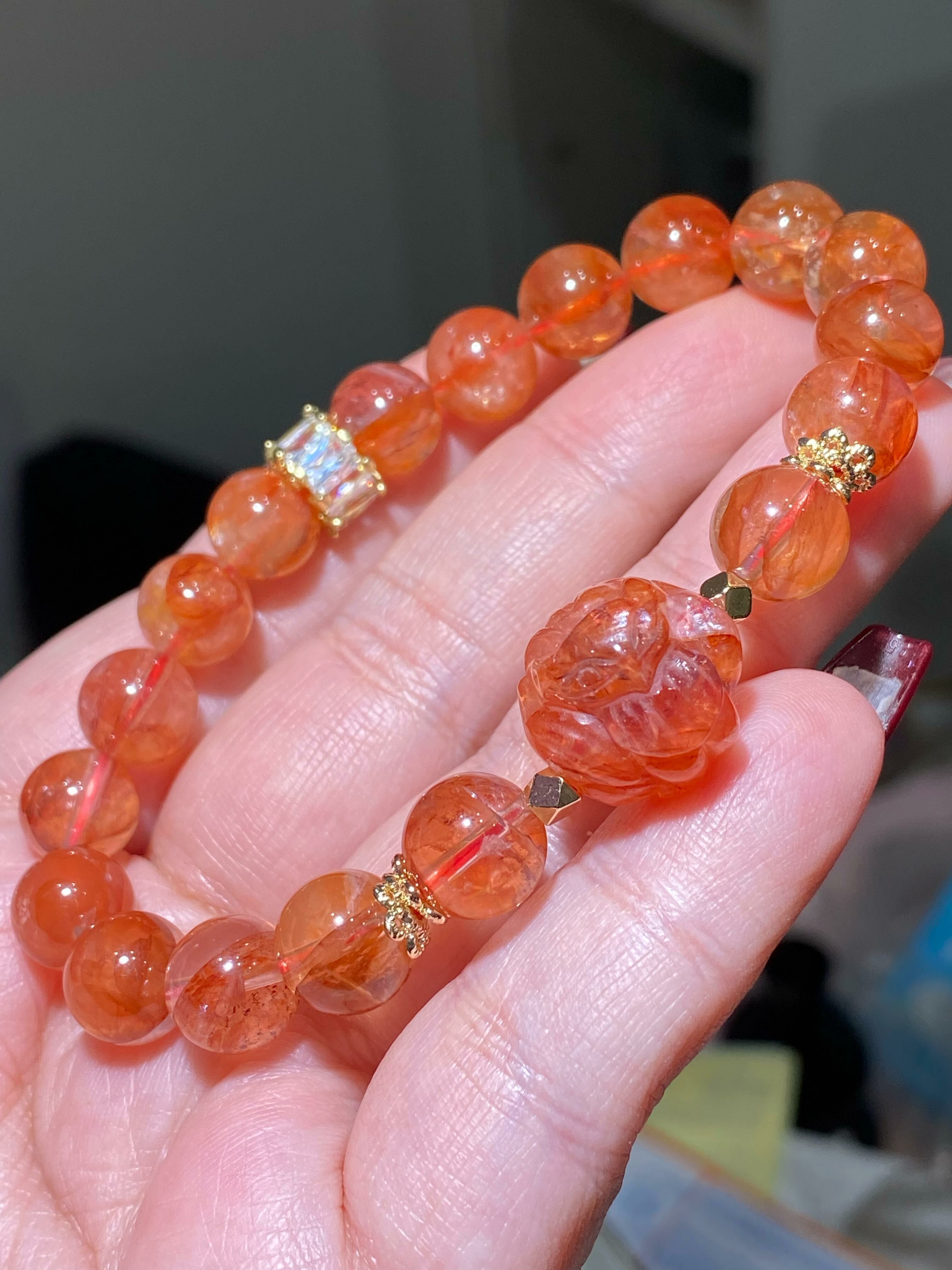 紅膠花球狐手串