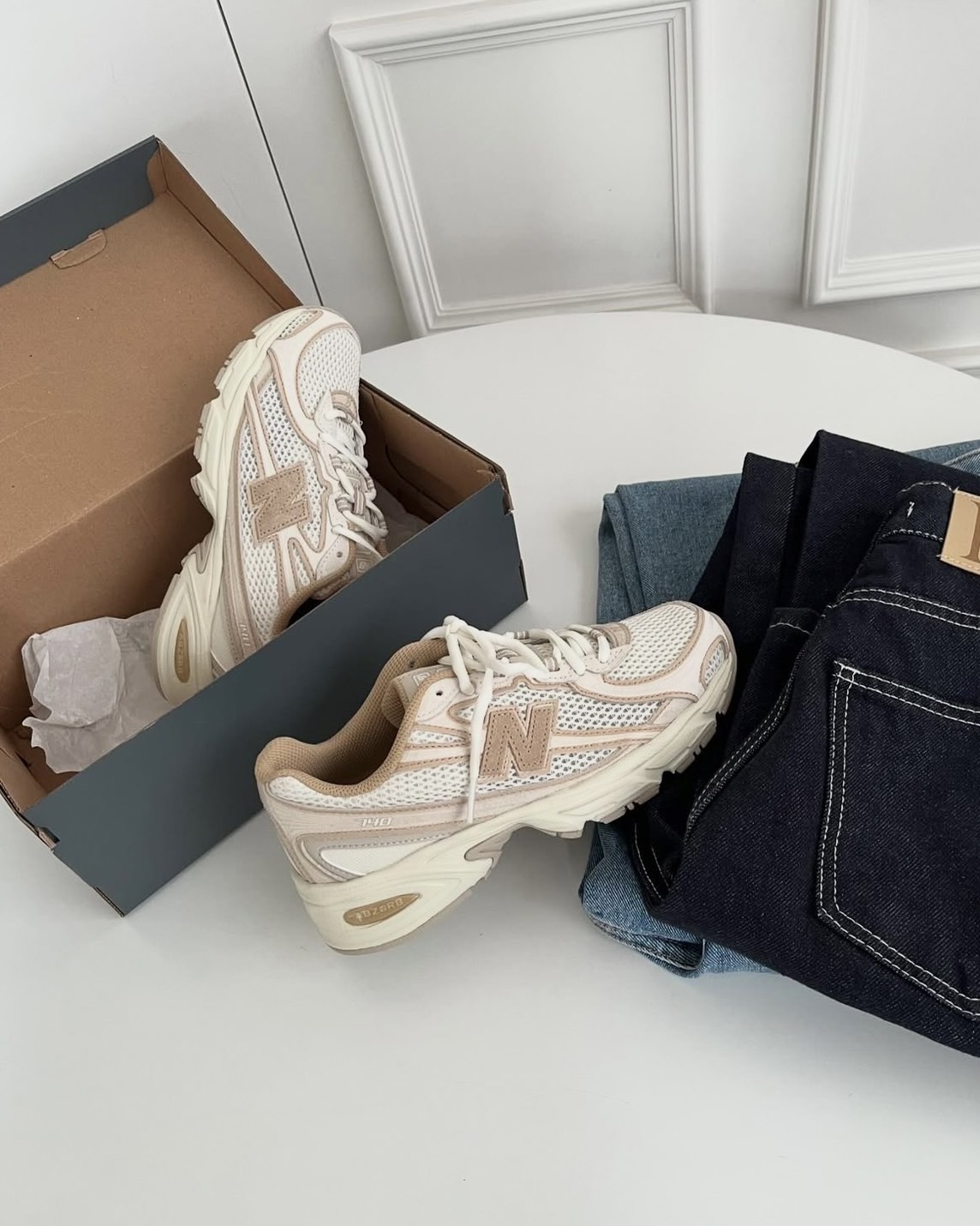 New Balance 740 溫柔奶茶