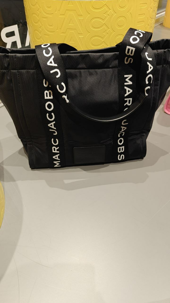 [U] MJ 4S5HTT003H02-001 METAL LOGO TOTE BAG,BLACK, 196611275781 (UMJ478)