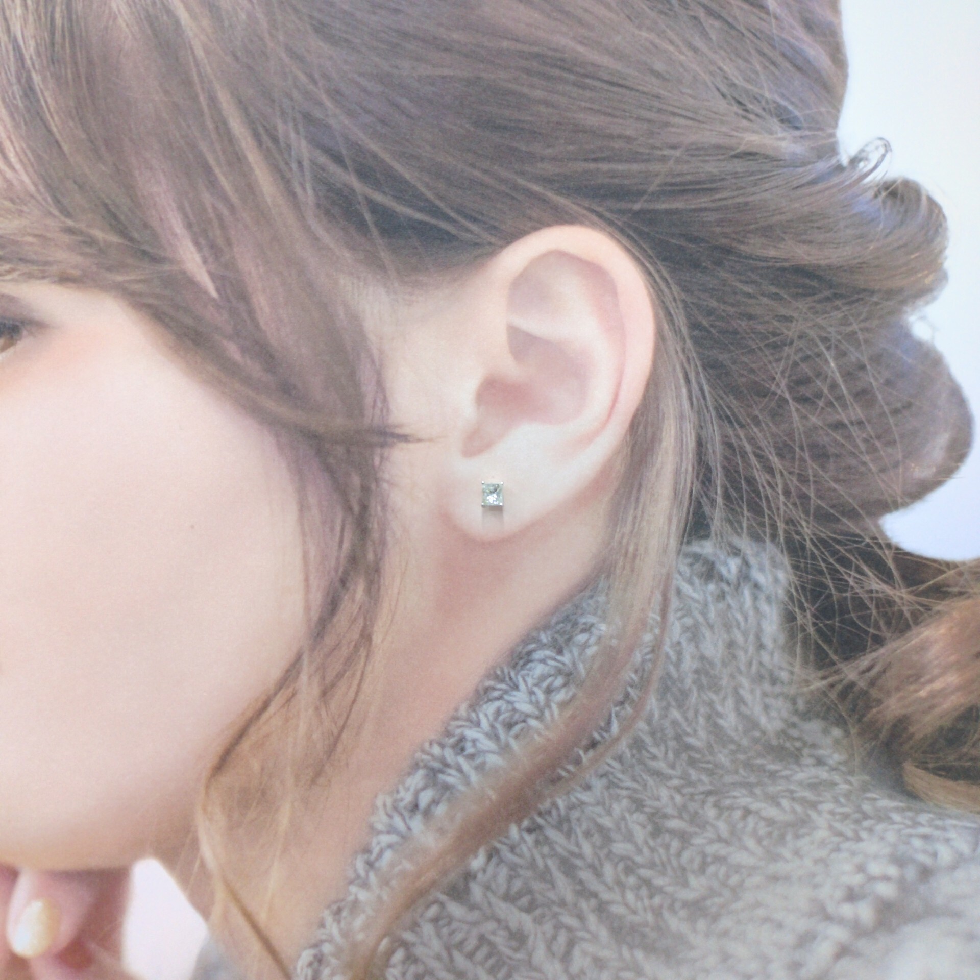 全新18K白金【主石37份方形鑽石】單耳環