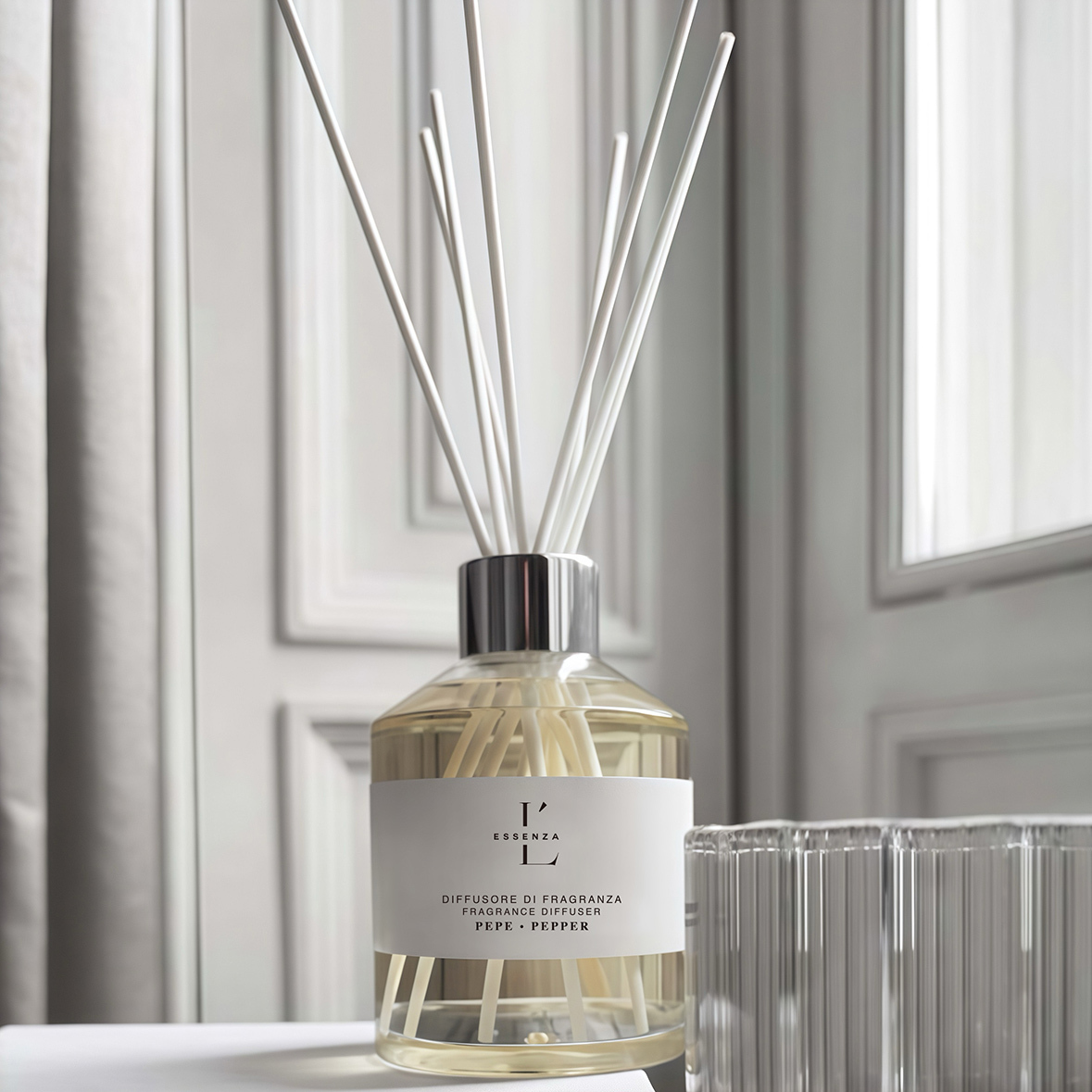 【L'ESSENZA】胡椒與焚香 室內擴香250ml