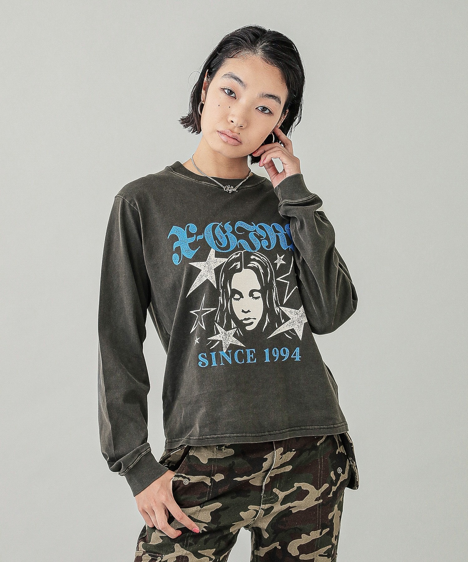X-girl STAR AND FACE LOGO FADED L/S TEE