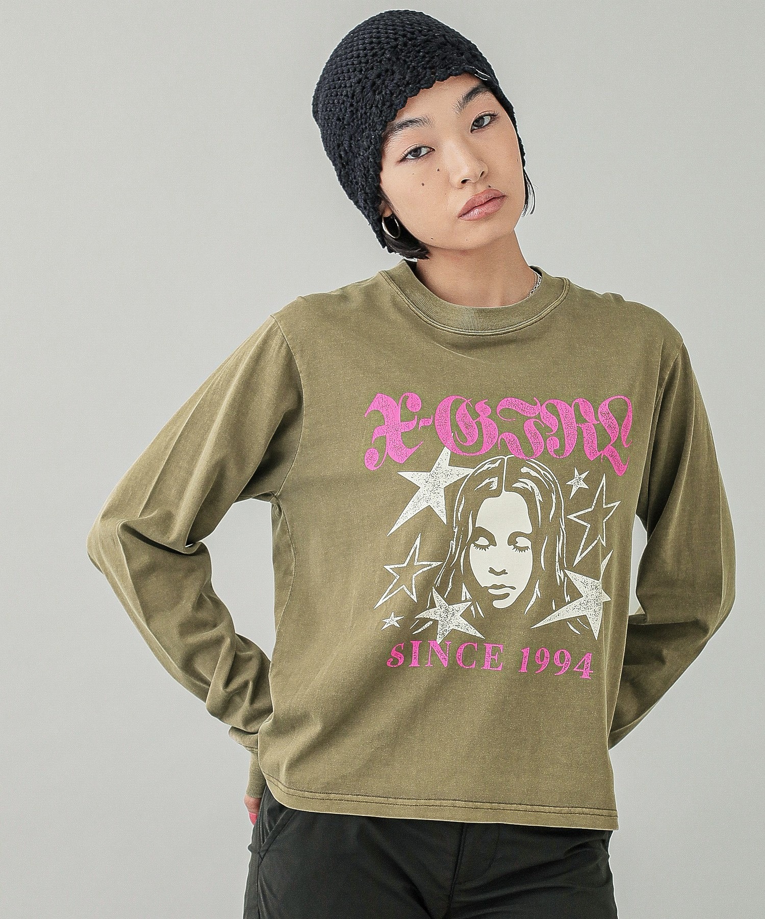 X-girl STAR AND FACE LOGO FADED L/S TEE