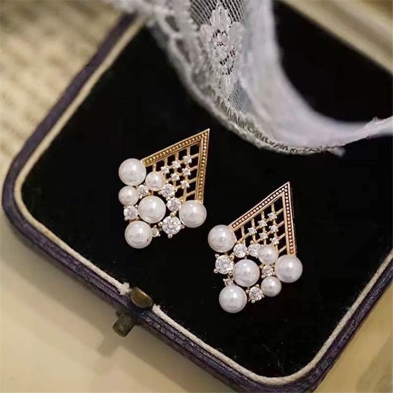 菱格珍珠耳環 金色