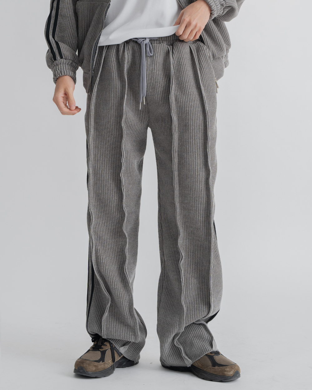 羅素絨布休閒褲