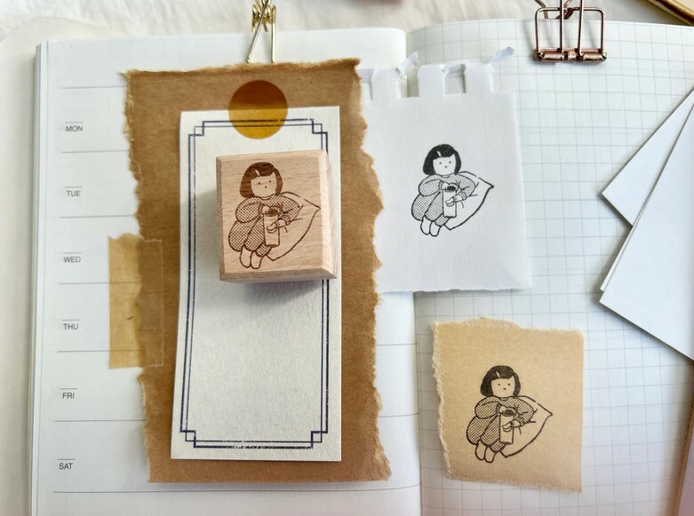 Paper goods by Dorie - Rubber Stamp - Miss Ng Yuk Eating Chips Stamp