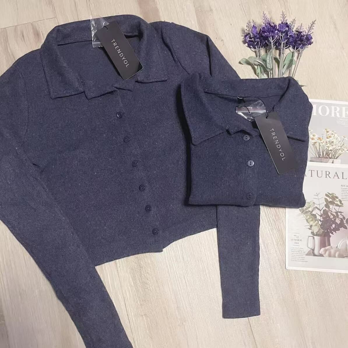 TRENDYOL BUTTON DETAIL CROP KNITTED TOP