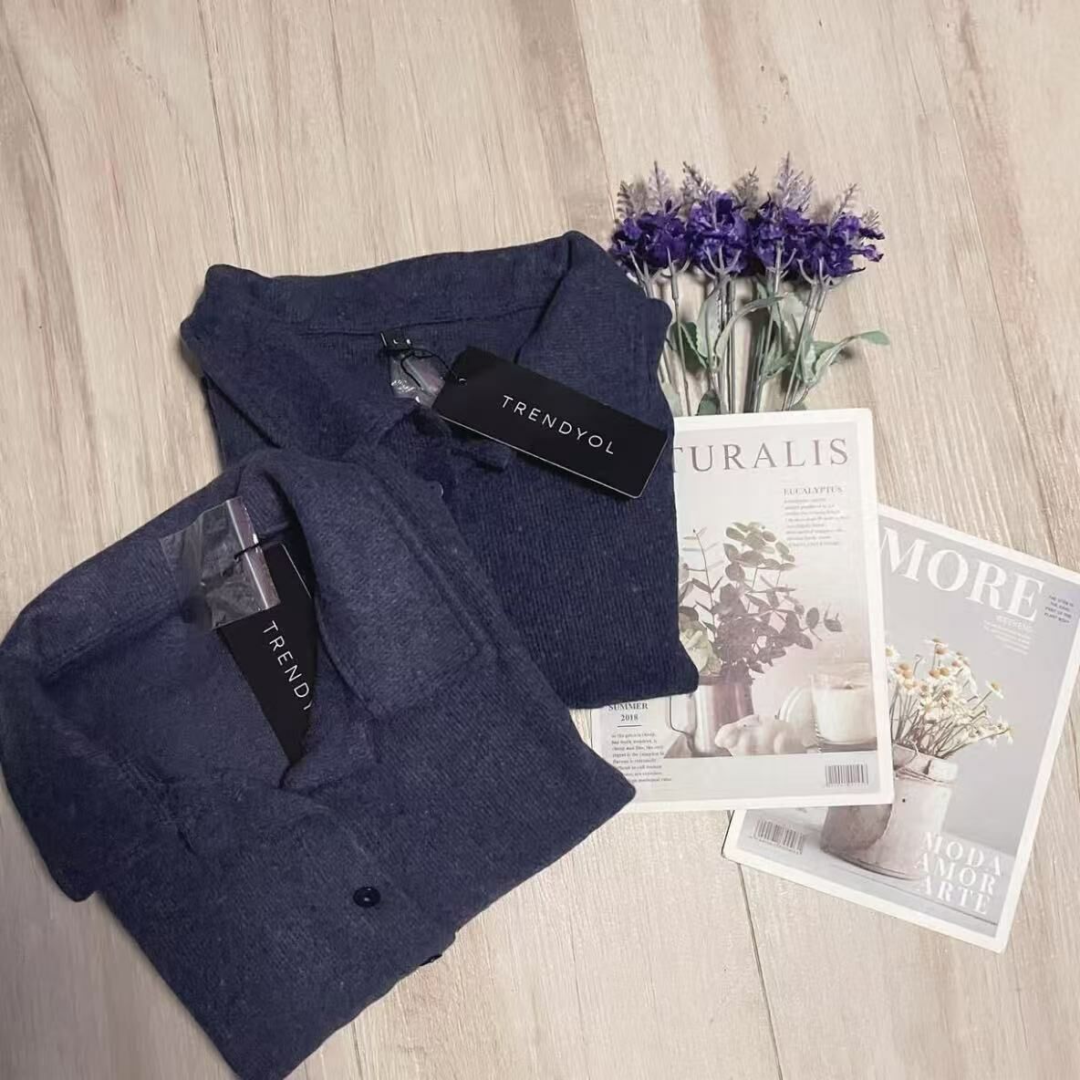 TRENDYOL BUTTON DETAIL CROP KNITTED TOP