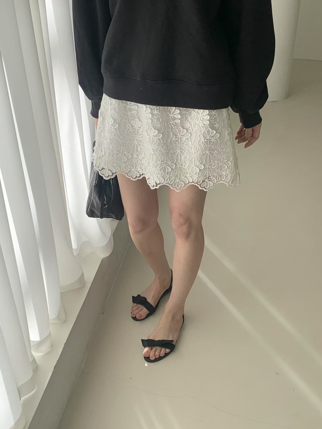 【現貨】NEHA正韓 ♥復古刺繡蕾絲短裙