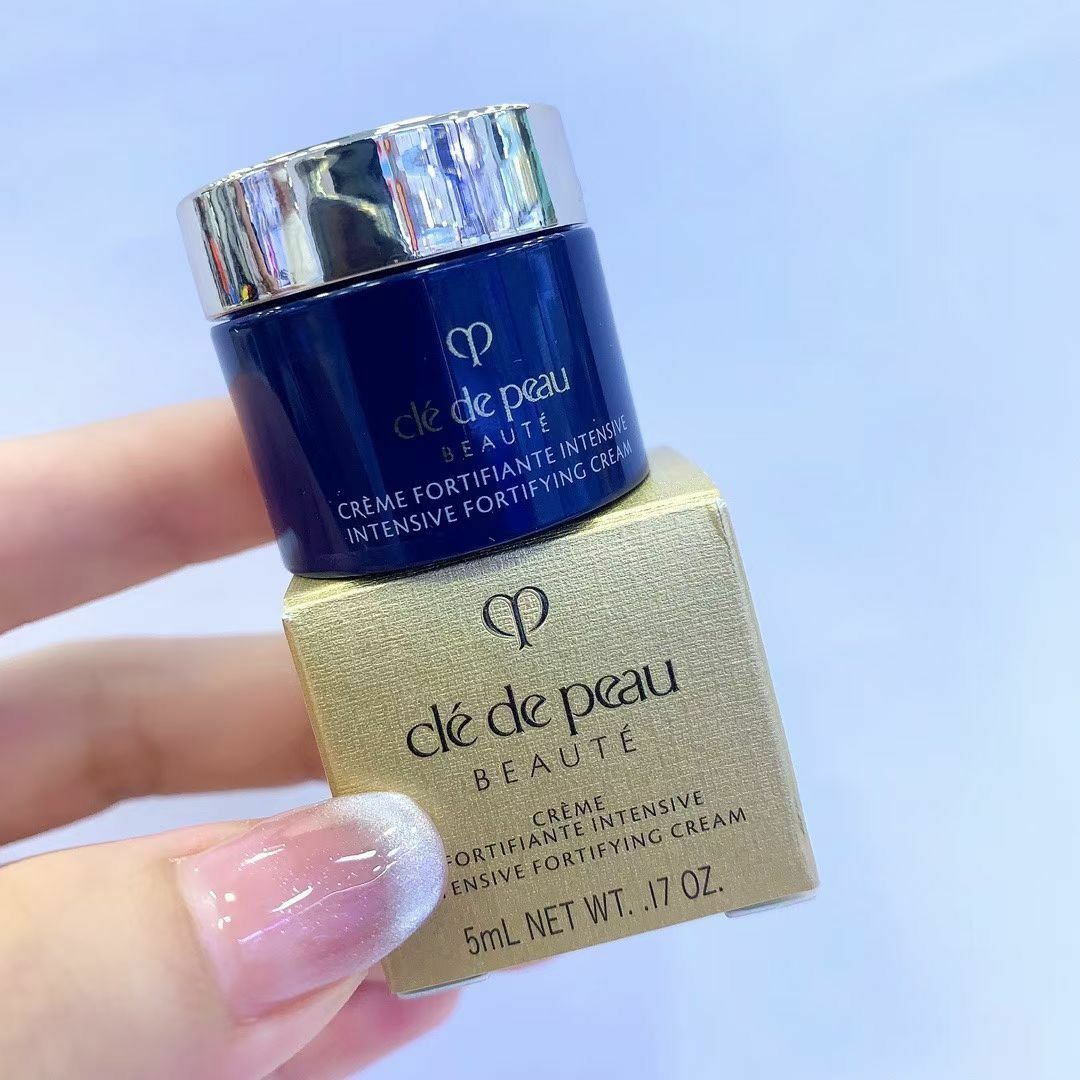(SAMPLE)Cle De Peau Beaute - 鉑鑽夜間修護乳霜5ML