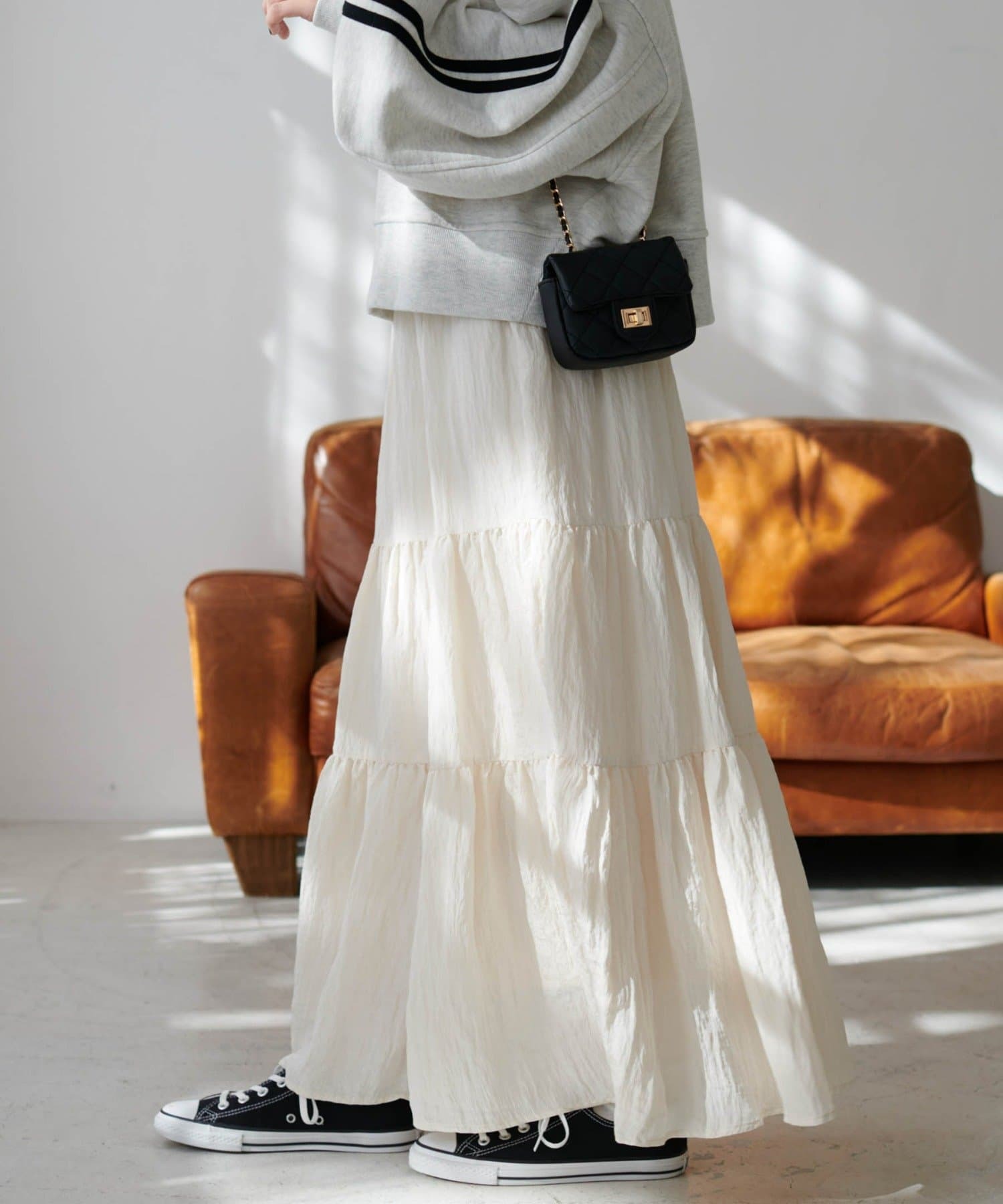 DISCOAT(ディスコート)  【WEB限定】サテンワッシャーボリュームティアードスカート米F（DCZ1051301A0003）