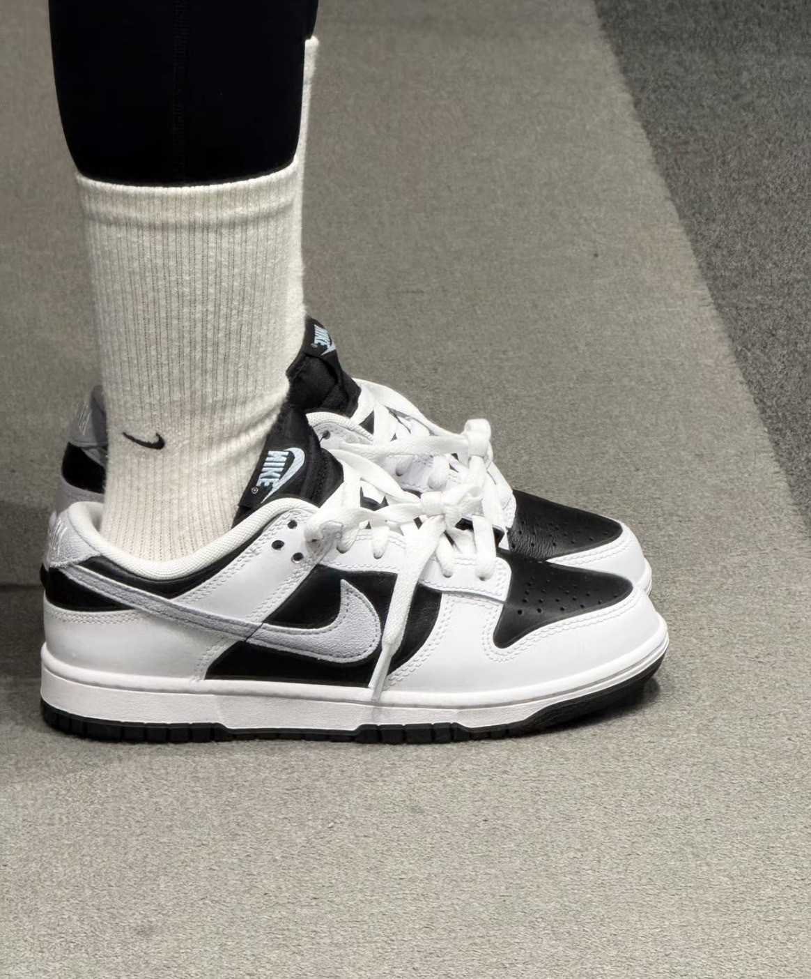 Nike Dunk Reverse Panda 2.0 白黑色 反轉熊貓 板鞋 IB4620141