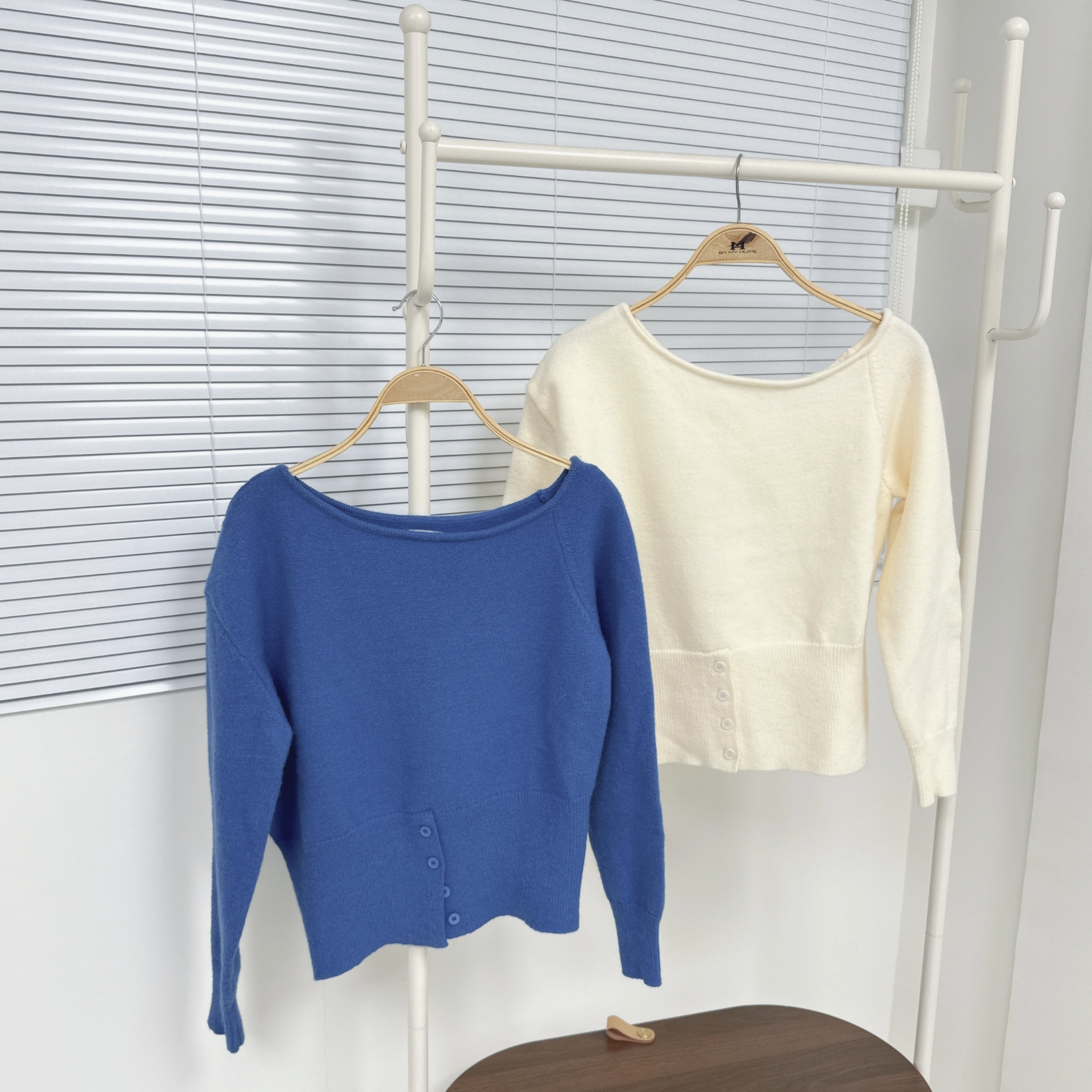 【Hoi2推介】A158-A159 闊領長袖TOP