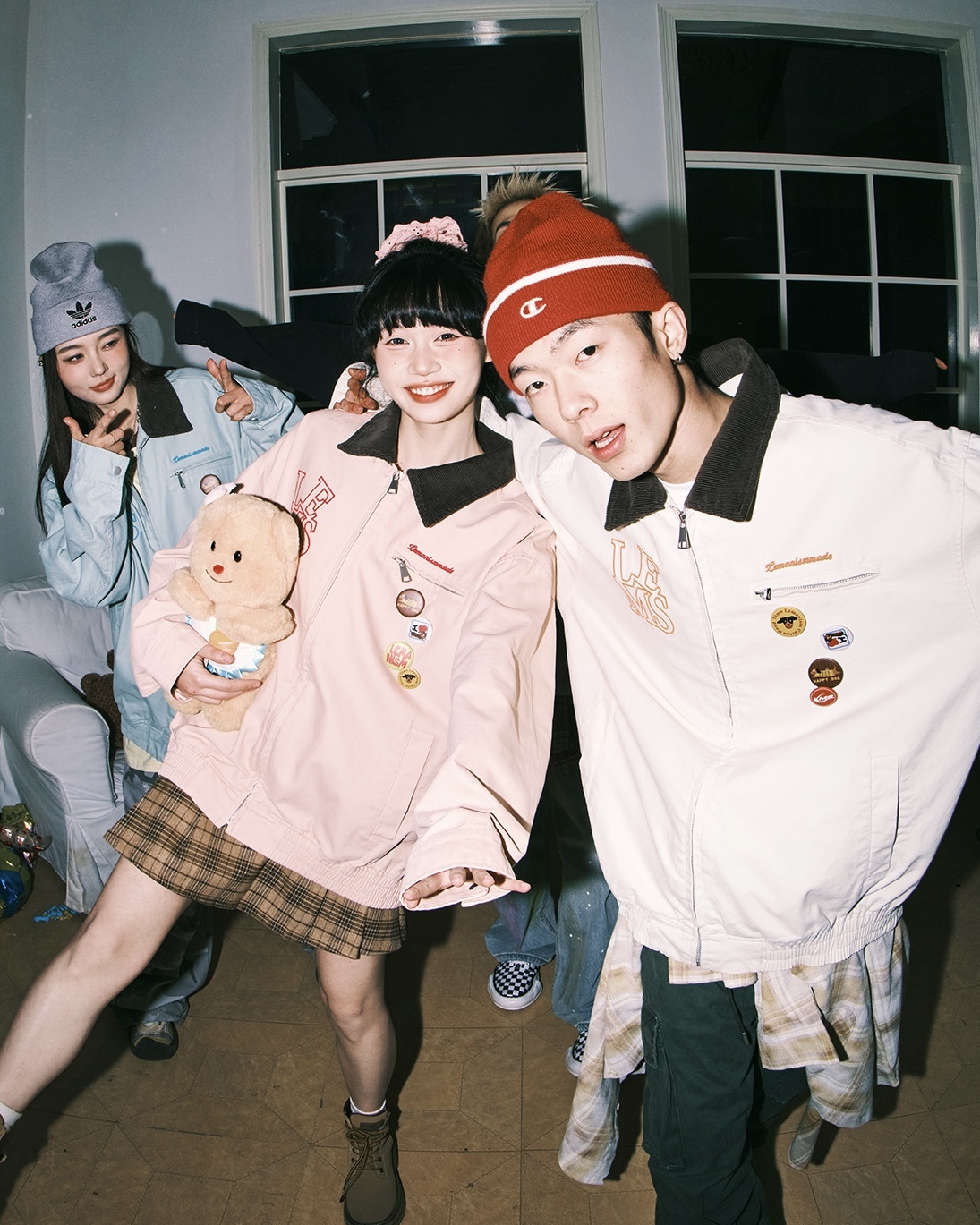 LEMANISM 巴恩風 徽章 翻領 風衣外套