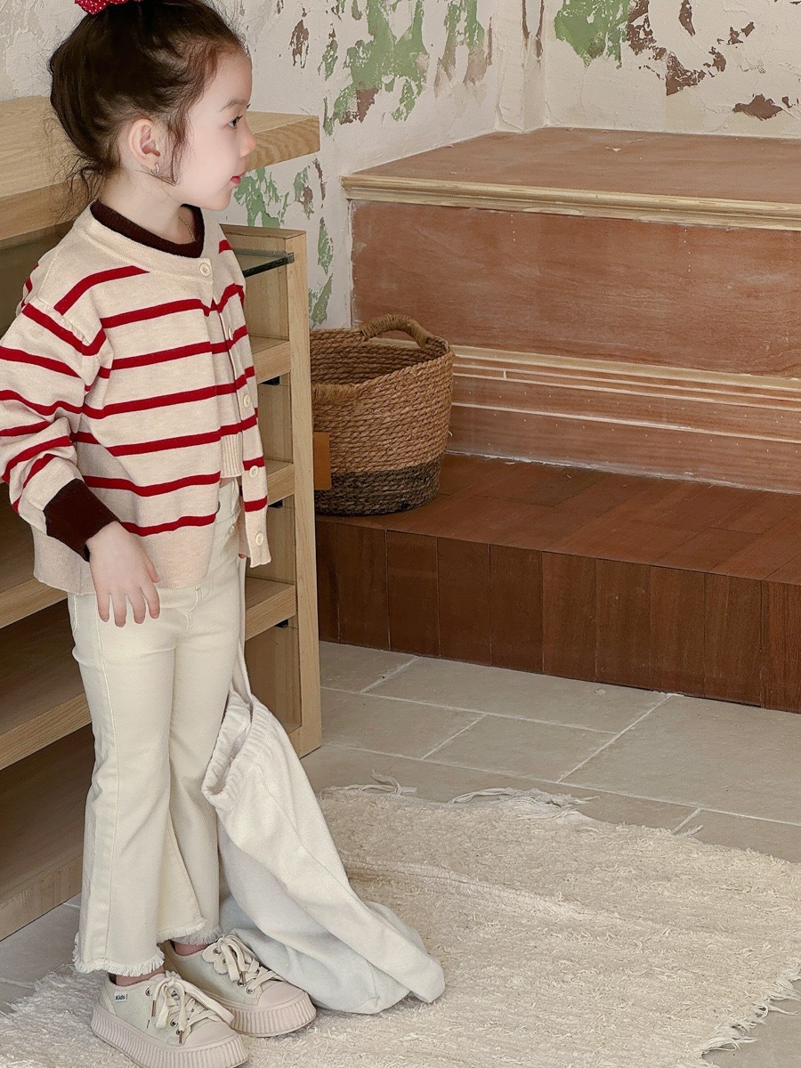 兩色不修邊合身喇叭褲