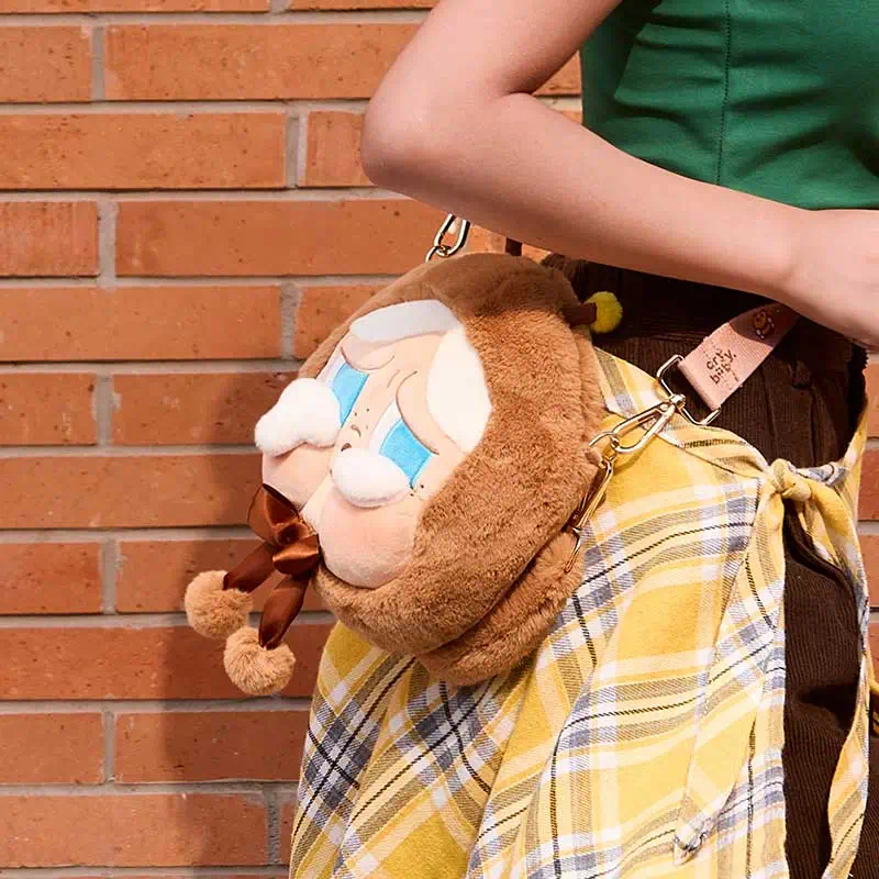 POPMART  crybaby 哭哭蜜蜂斜背袋