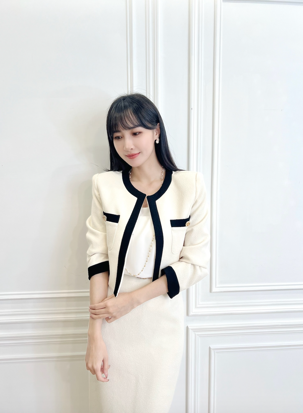 經典小香風!撞色滾邊套裝