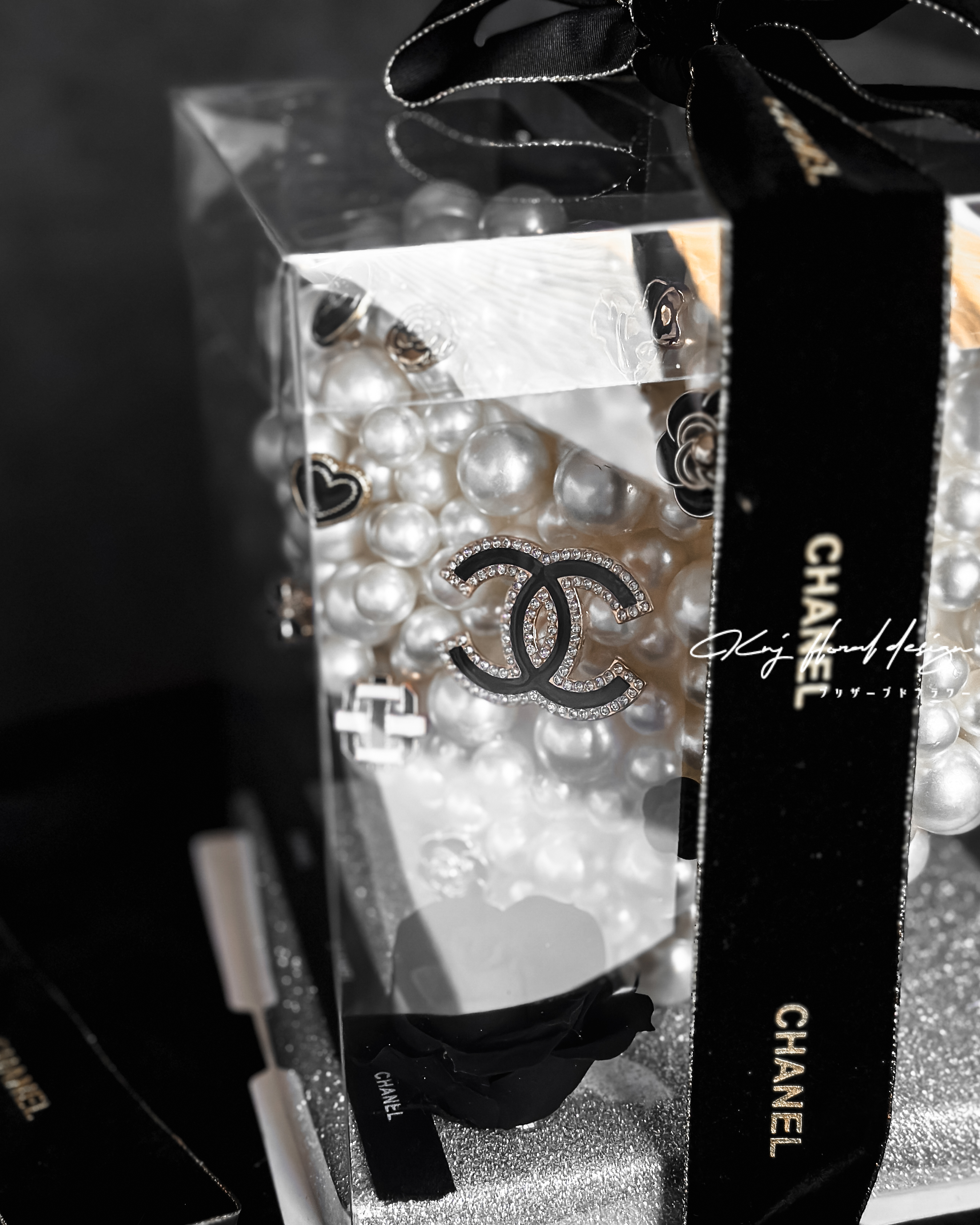 高奢珍珠愛心花禮