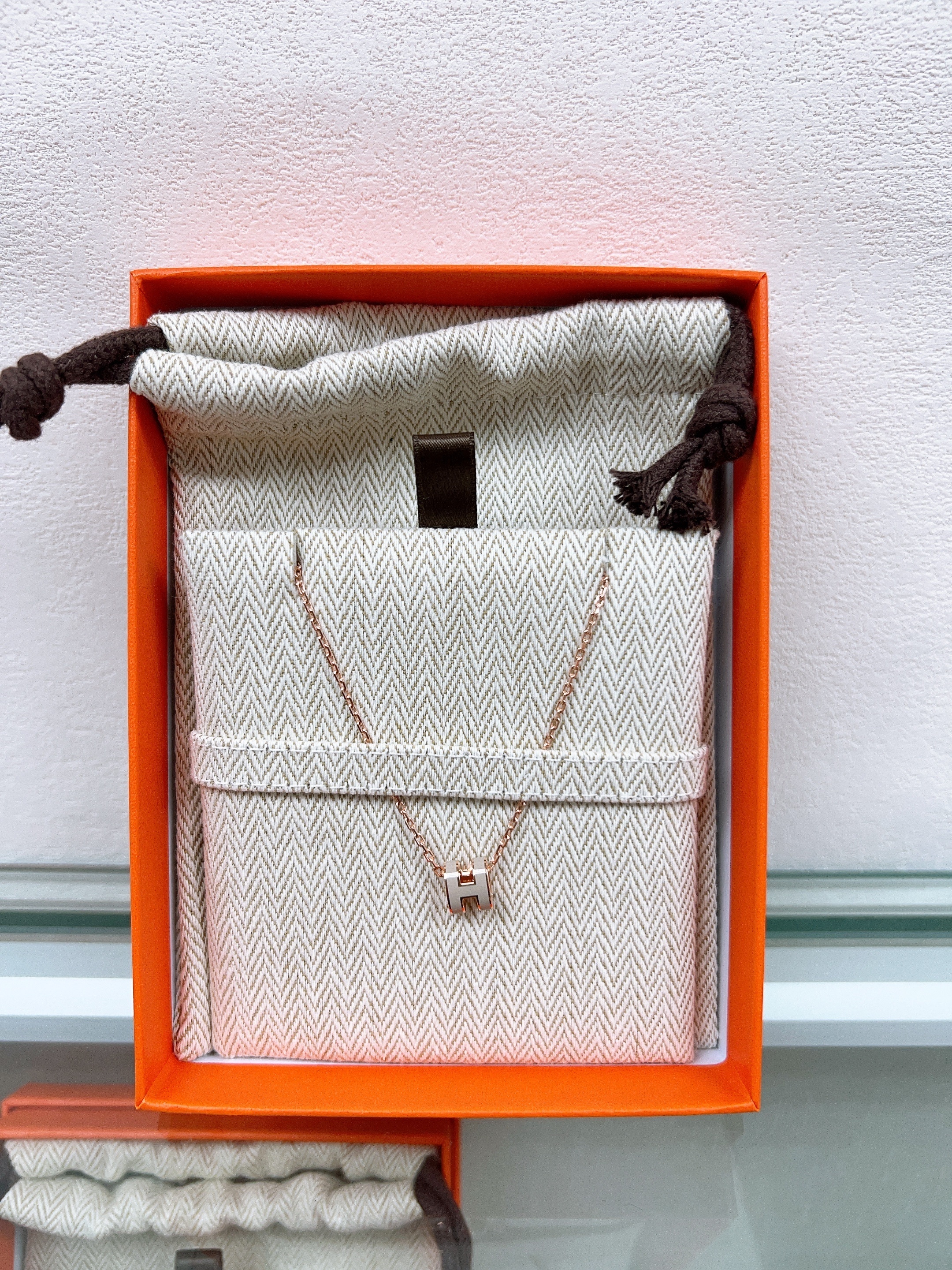 *Unused* Hermes mini pop h necklace (marron glace/ rose gold)