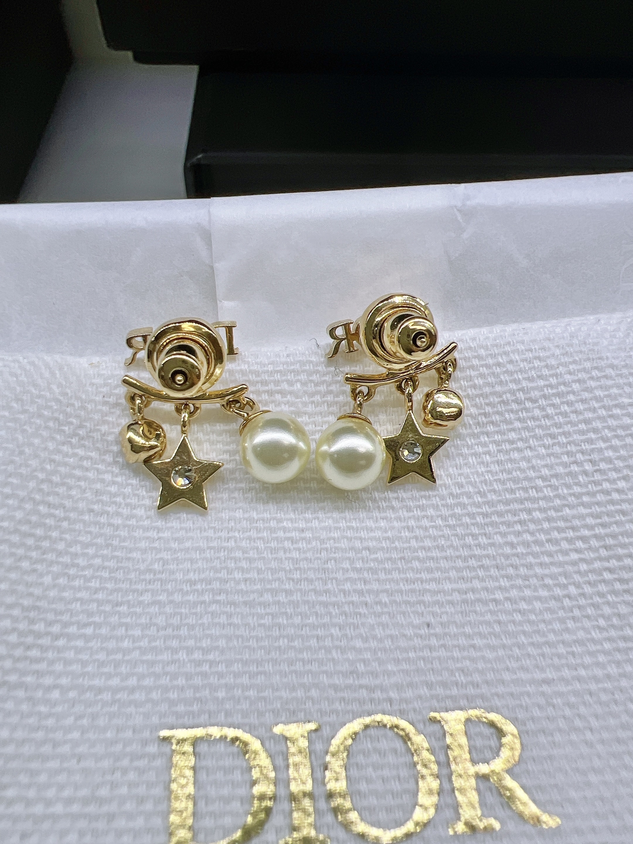 *Unused* Dior revolution earrings