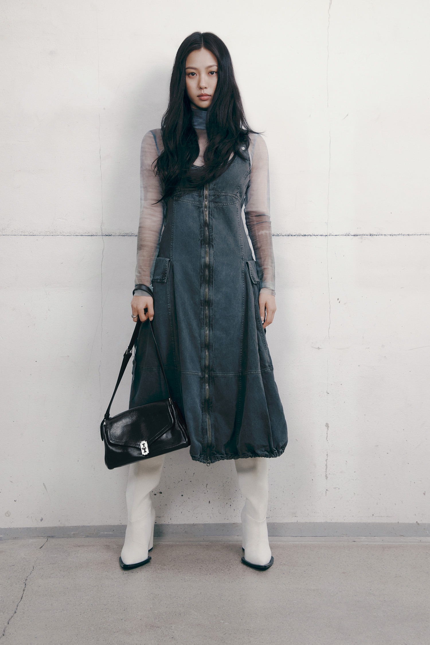 VUNQUE Occam Doux Shoulder S BLACK