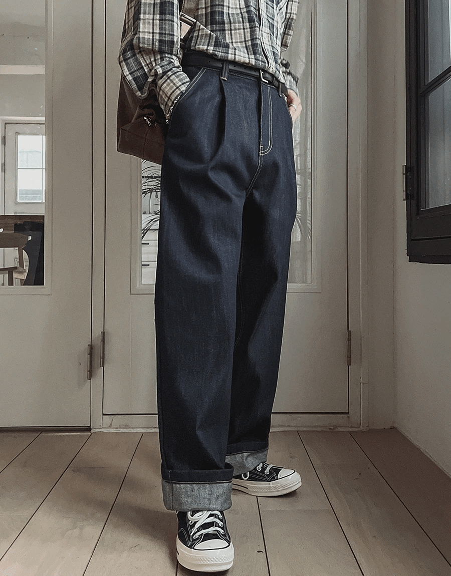 寬鬆單褶直筒原色牛仔褲