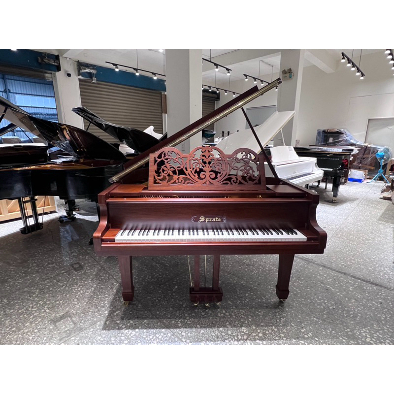 全新德國品牌 SPRATE BNS148 柚木啞光 訂製版 雕花 大譜架 平台琴 鋼琴 演奏琴 baby 漢麟樂器