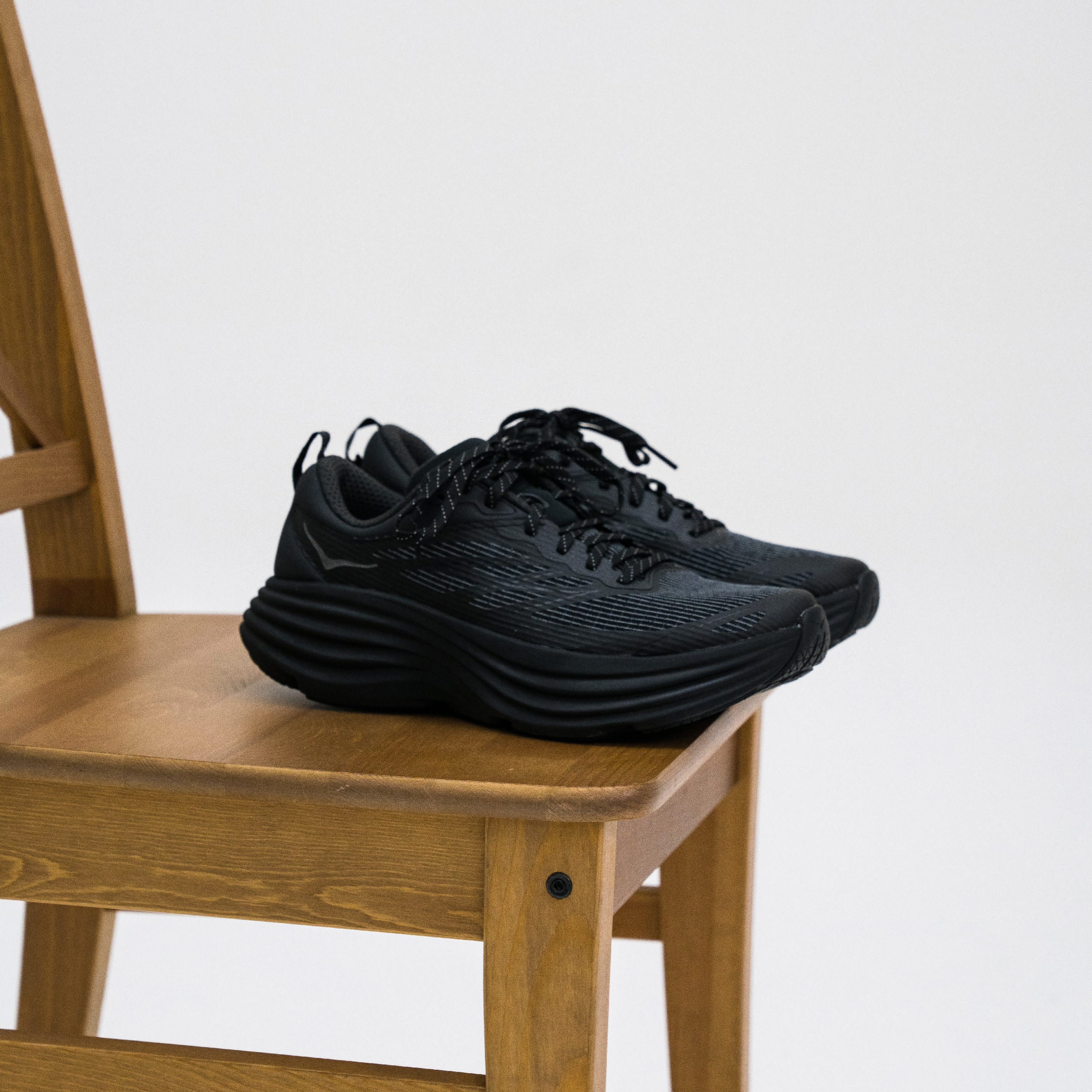 HOKA ONE ONE Bondi 8 TS Caged 路跑鞋 男段