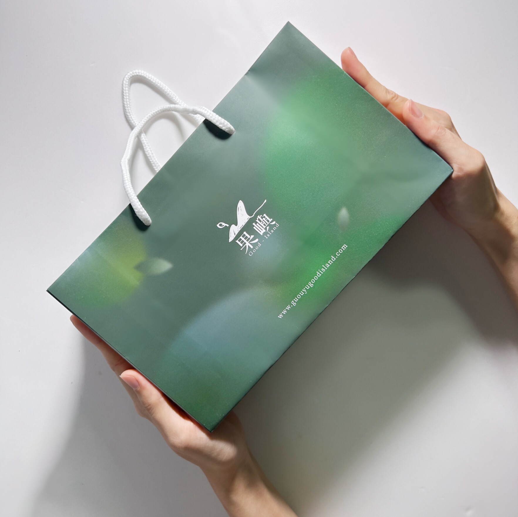 Exclusive Offers for Tourists   🌏 Global Shipping Available – Send Taiwan’s best souvenirs straight to your home. 🎁 Customized Gift Packaging – Premium wrapping for an elegant touch.