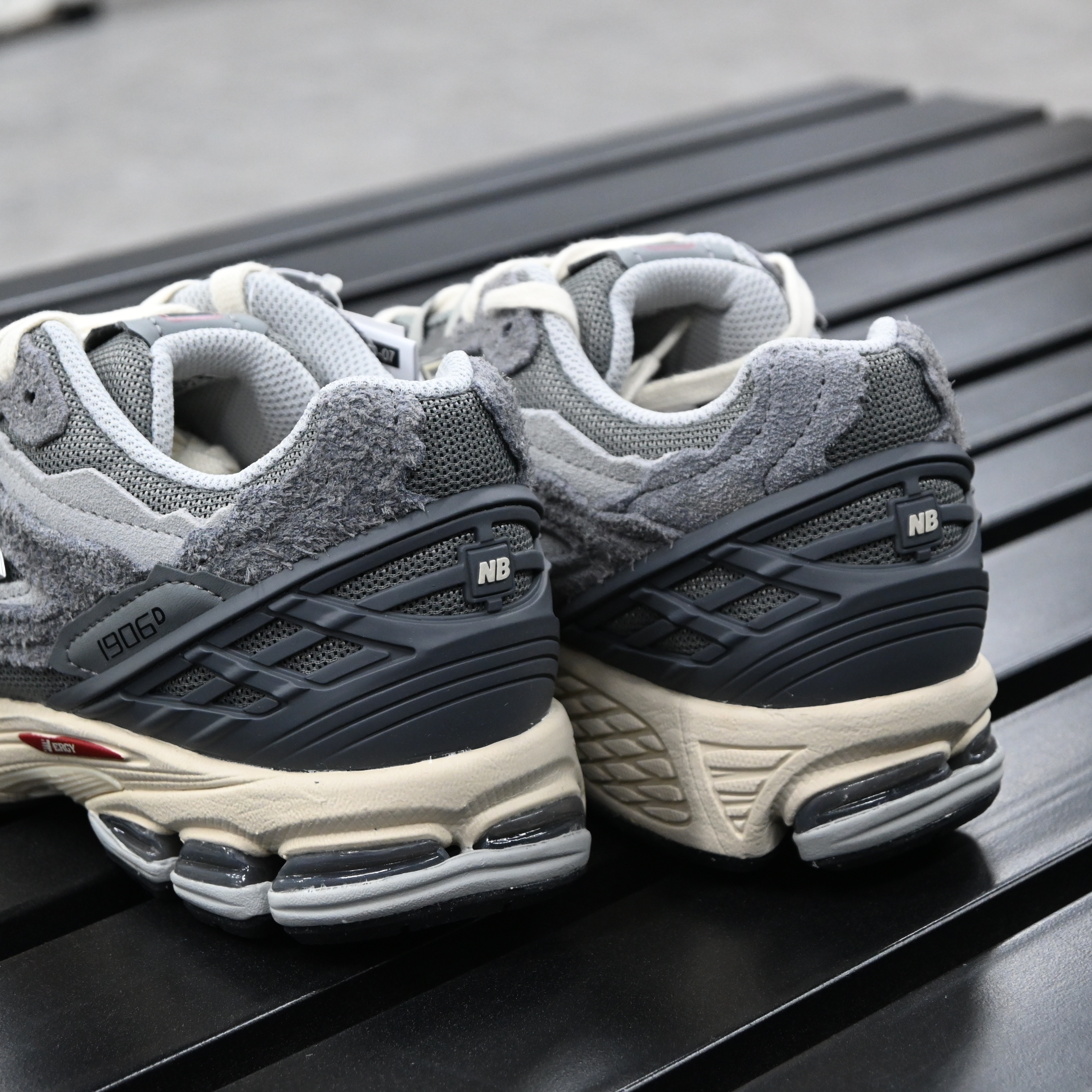 New Balance M1906DA Protection Pack