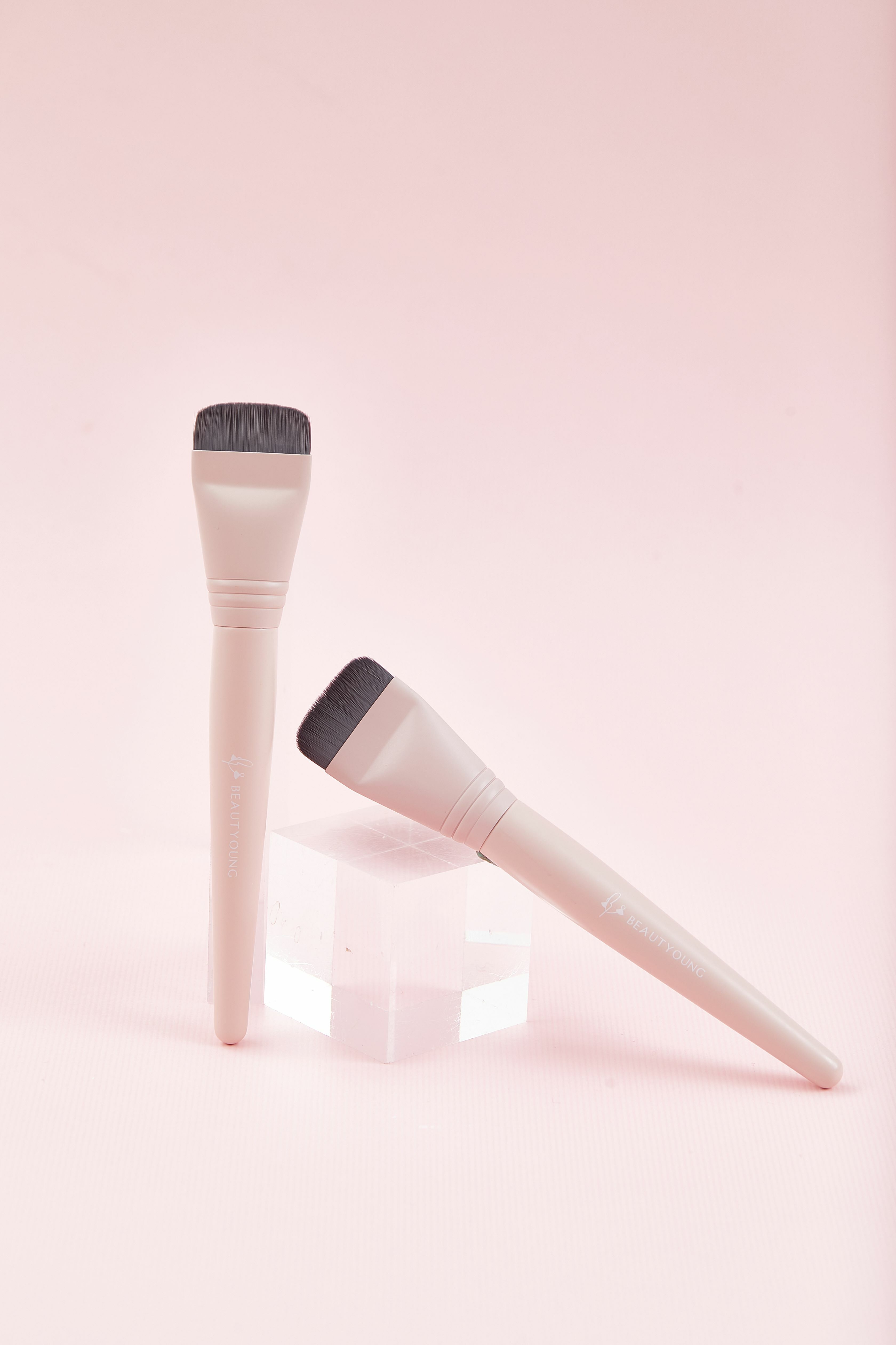 妝漾 水光感一字型粉底刷