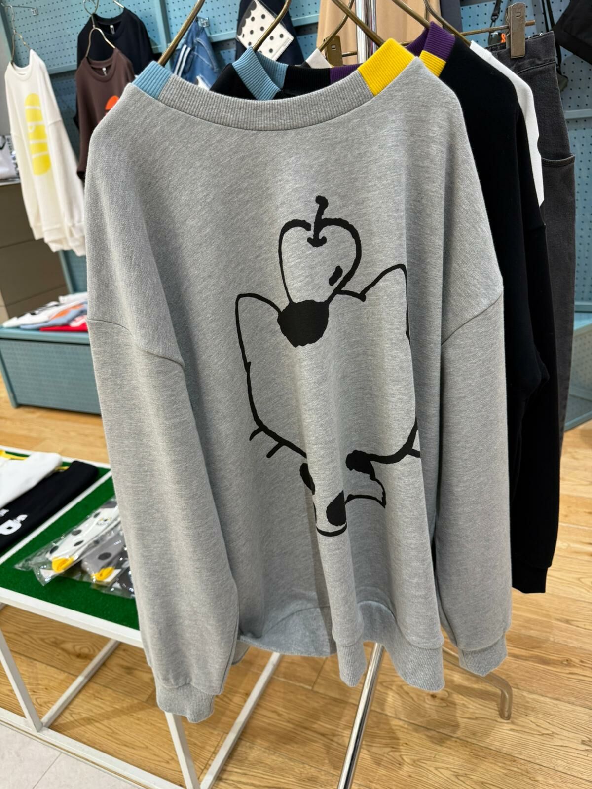 Pre-order - FRAPBOIS x Tama & Friends  Color ribbed sweatshirt