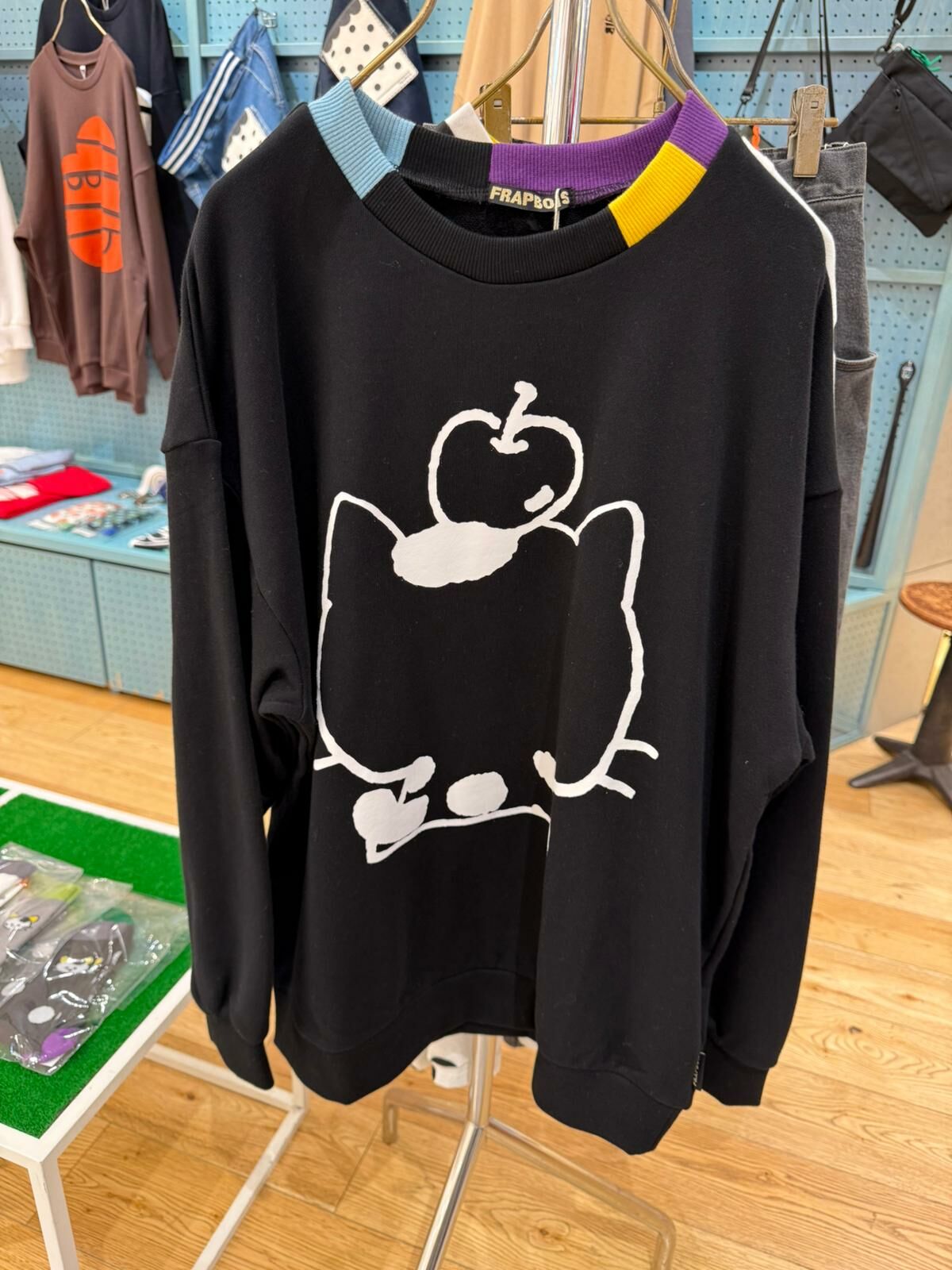 Pre-order - FRAPBOIS x Tama & Friends  Color ribbed sweatshirt