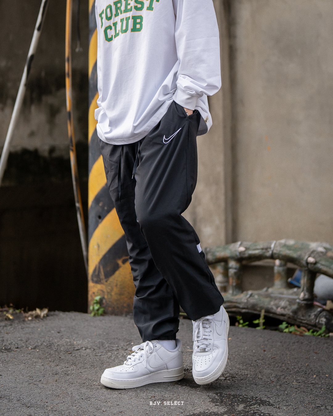 #現貨 NIKE DRI-FIT ACADEMY  抽繩 窄管 拉鍊口袋 足球長褲 CW6129-010 黑