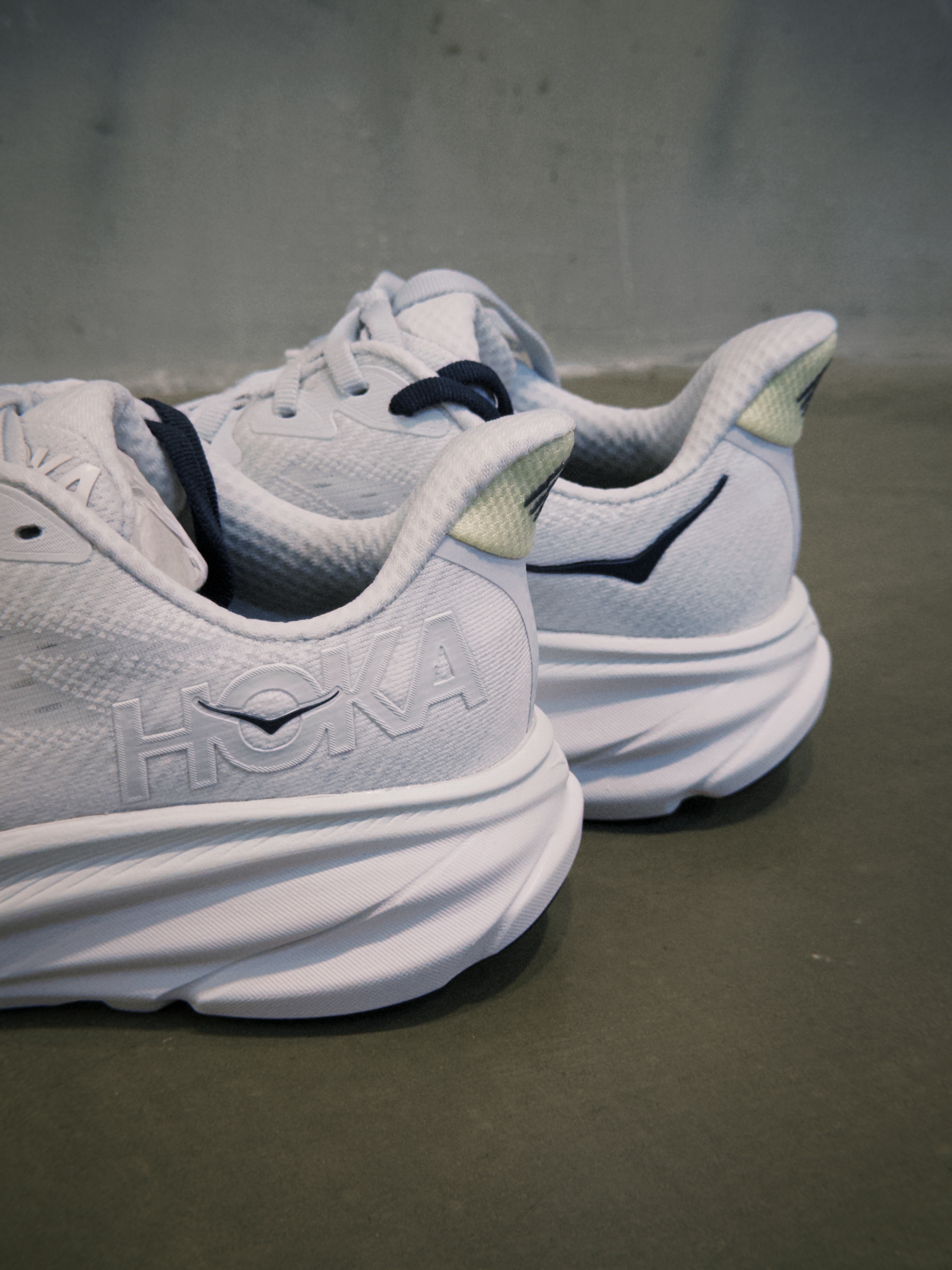 Hoka One One W Clifton 9 Cosmic Grey 1127896CYWH