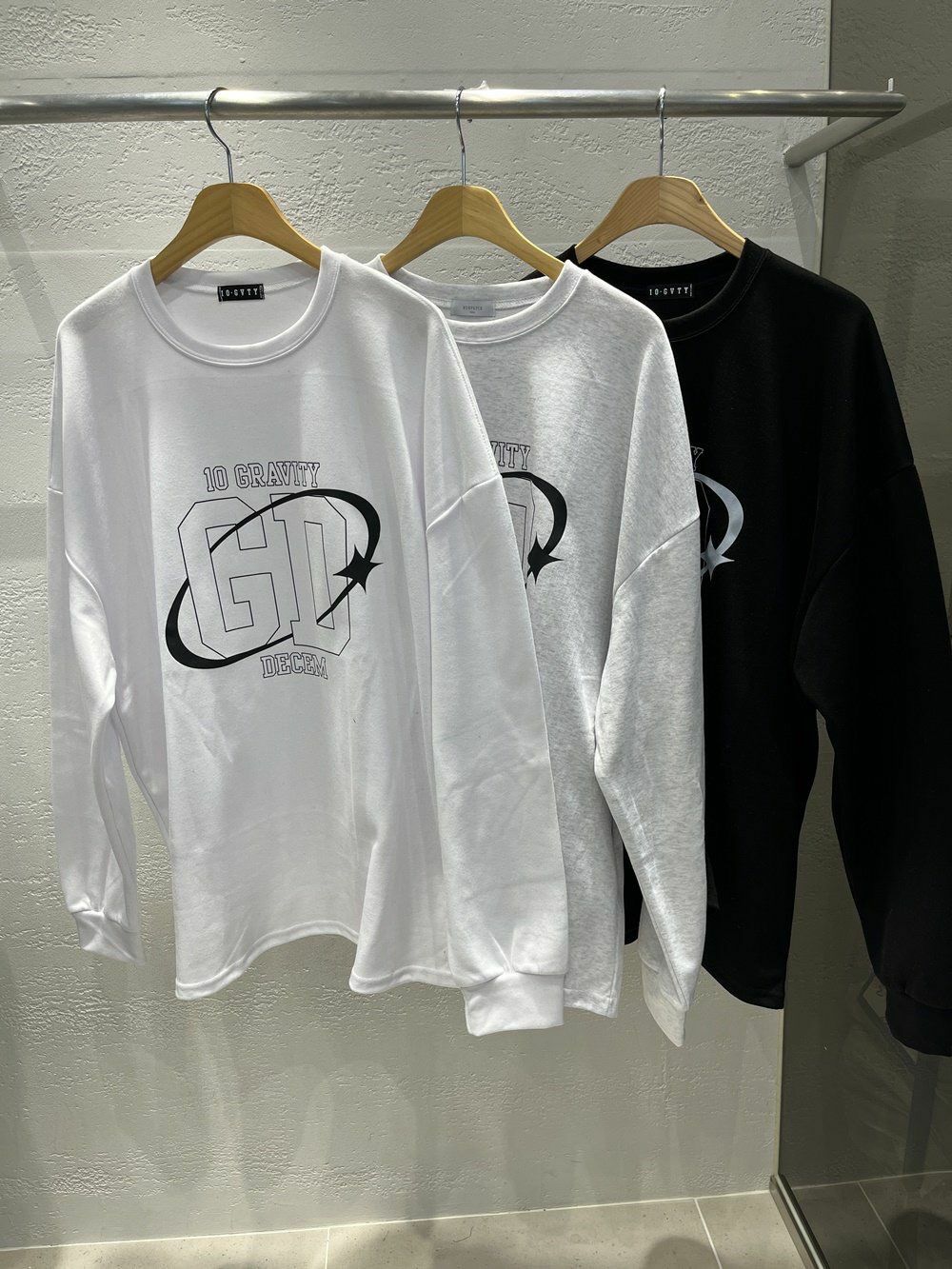 OverSize英文字長袖衫 10.GVTY-0185T