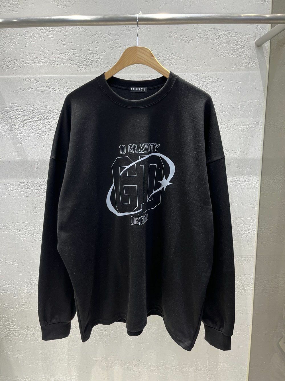 OverSize英文字長袖衫 10.GVTY-0185T