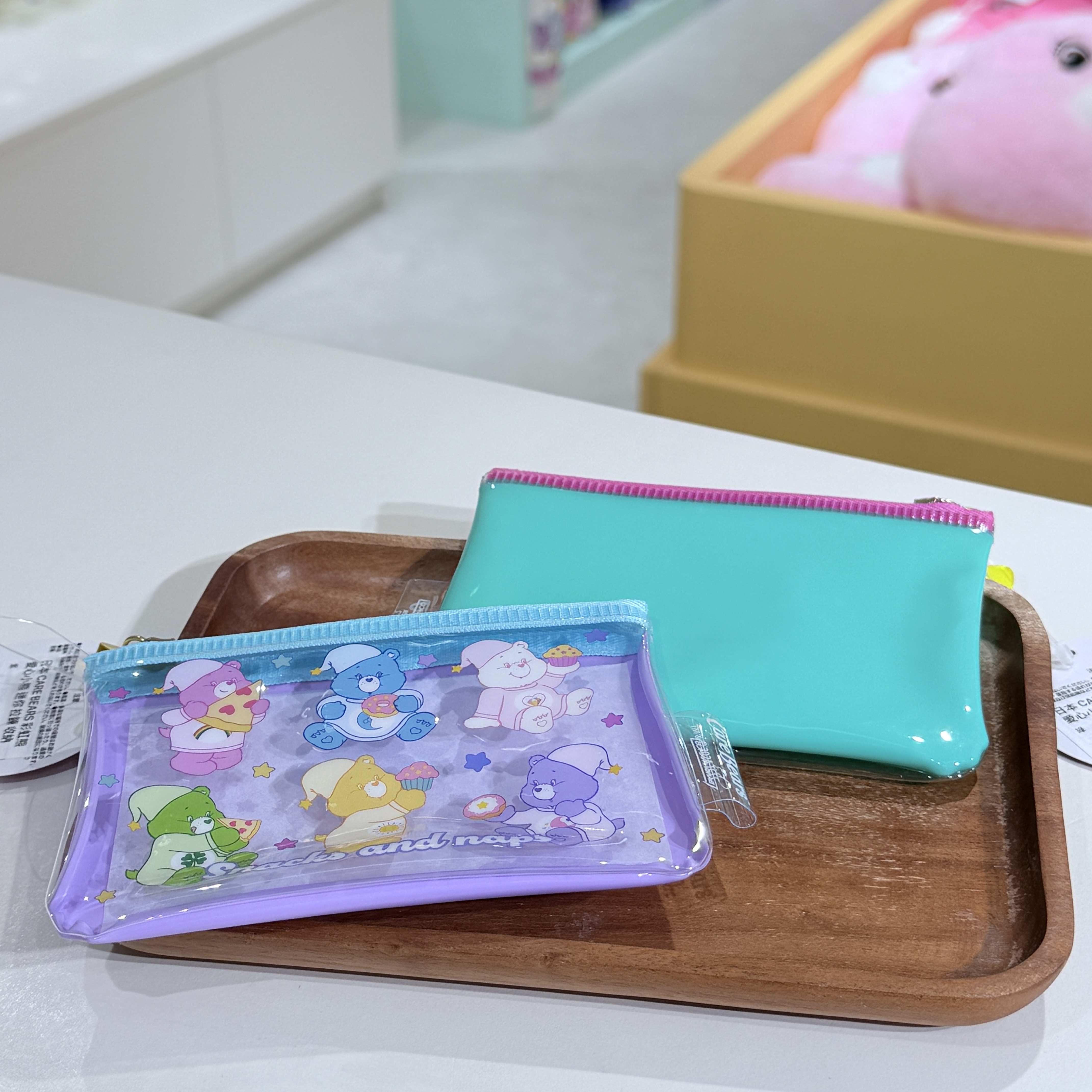 日本 CARE BEARS 彩虹熊 愛心小熊 迷你 拉鍊 收納包 防水  /預購